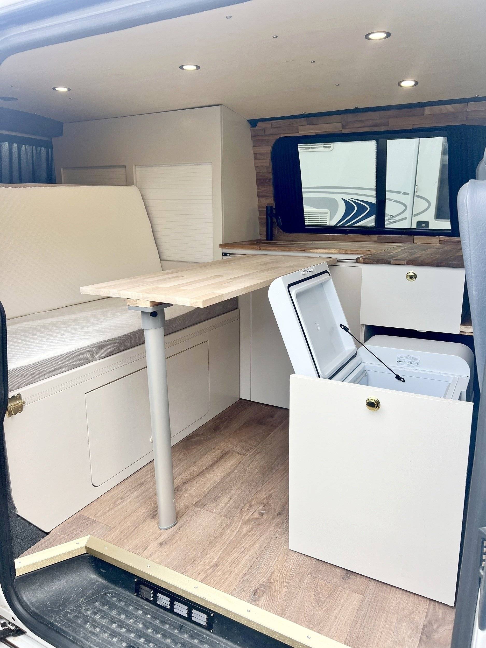 Volkswagen Transporteur T6 L1H1 2 l 150 ch