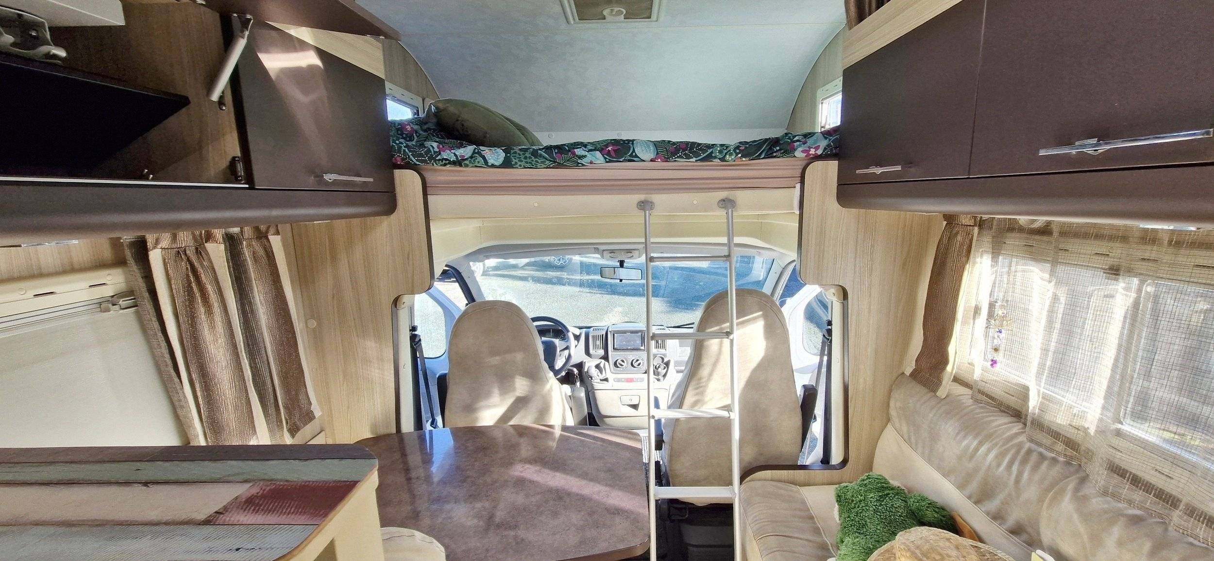 Couchages Fiat Ducato 2,2 l Multijet 130 ch. - Yescapa