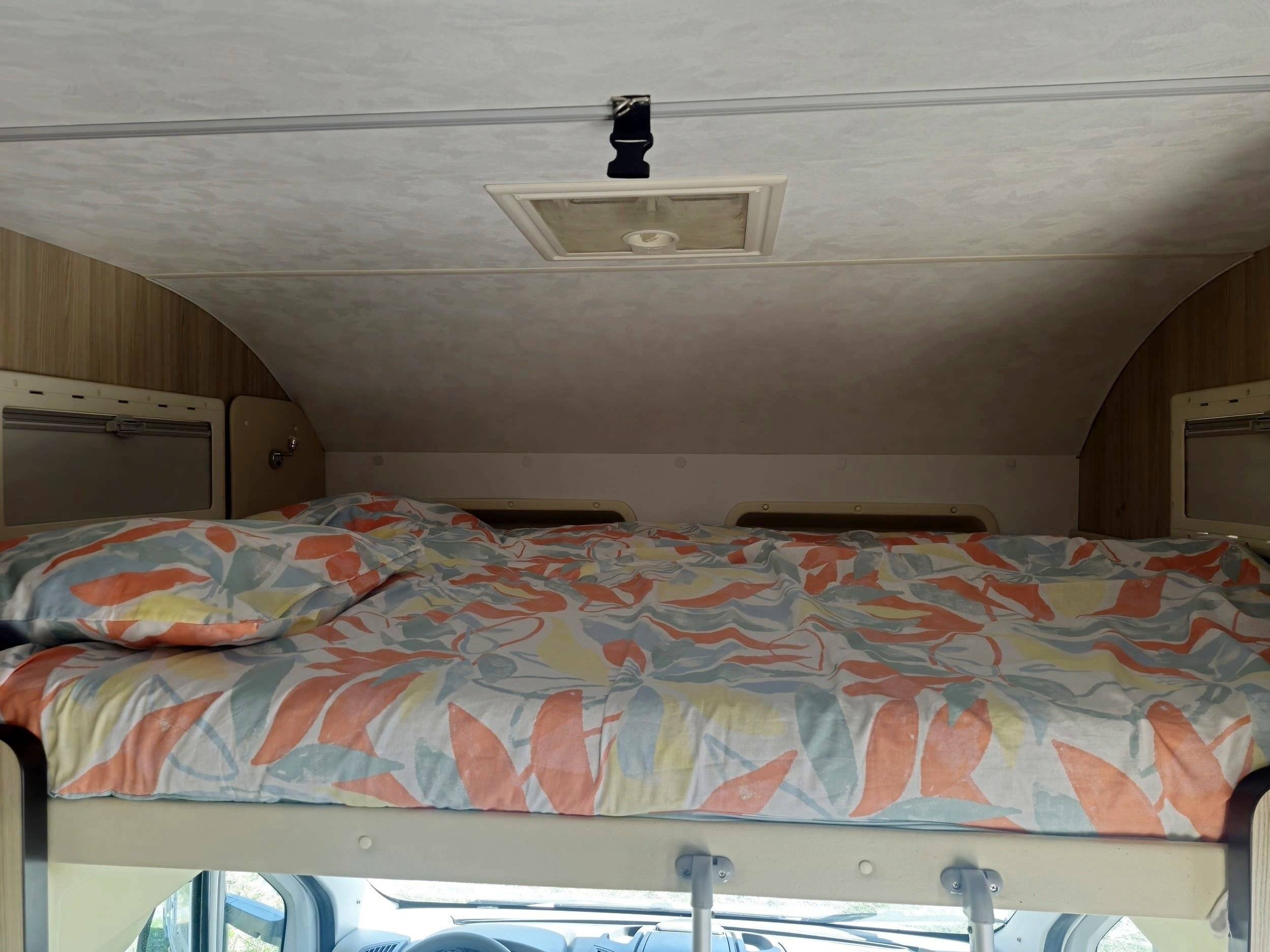 Schlafplätze Fiat Ducato 2,2 l Multijet 130 ch. - Yescapa