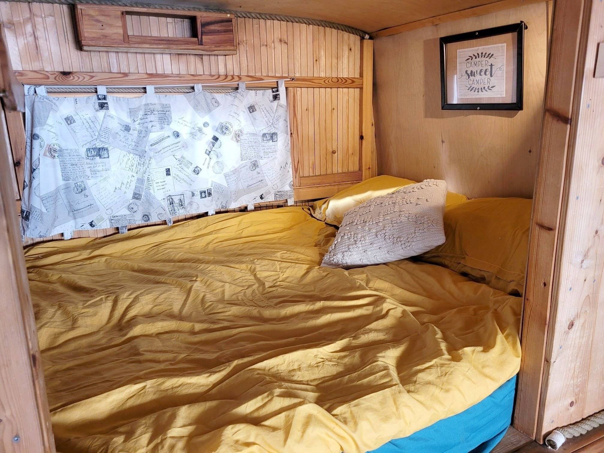 Couchages Mercedes T1 - Yescapa