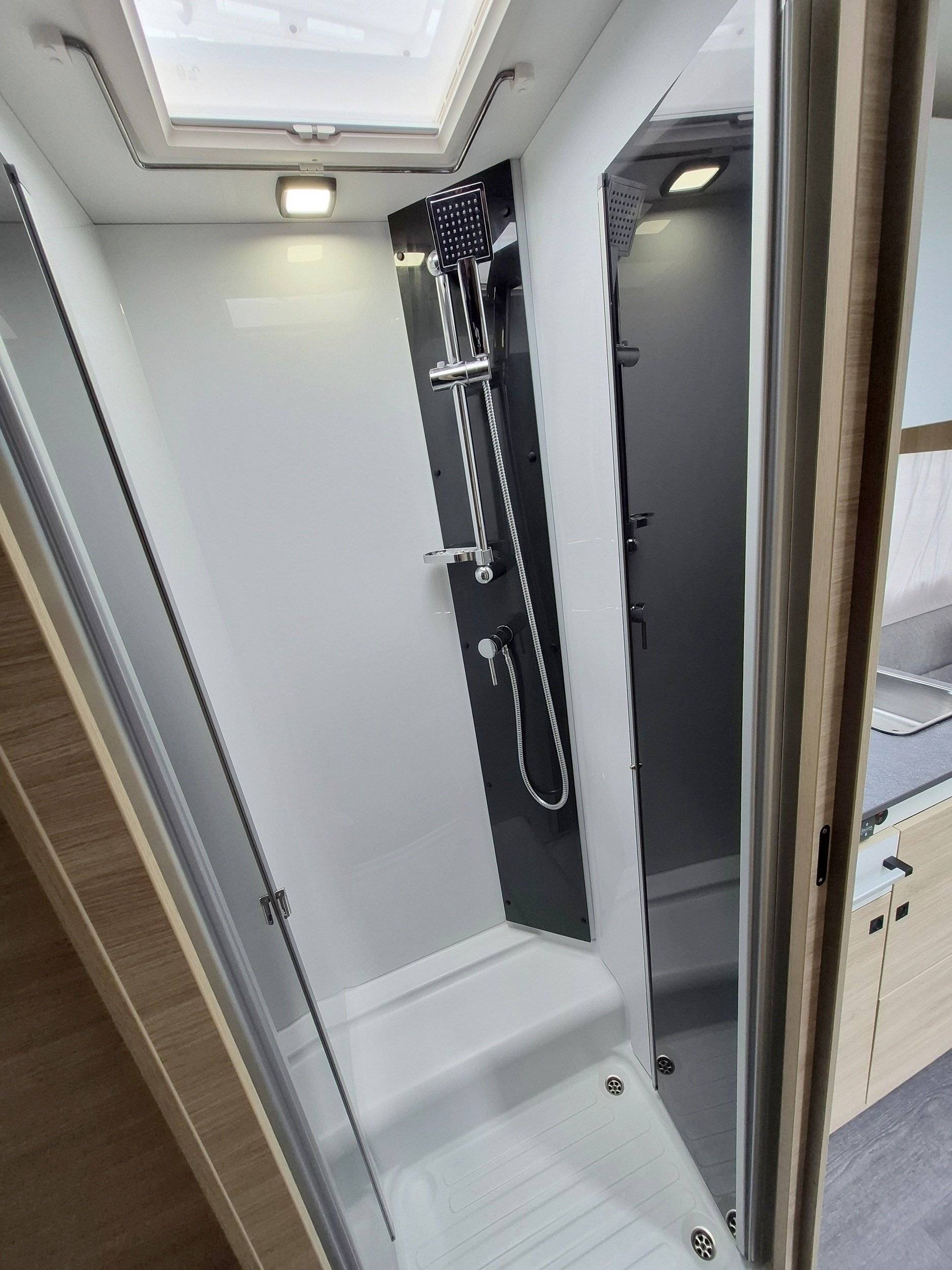 Chausson 720 First Line