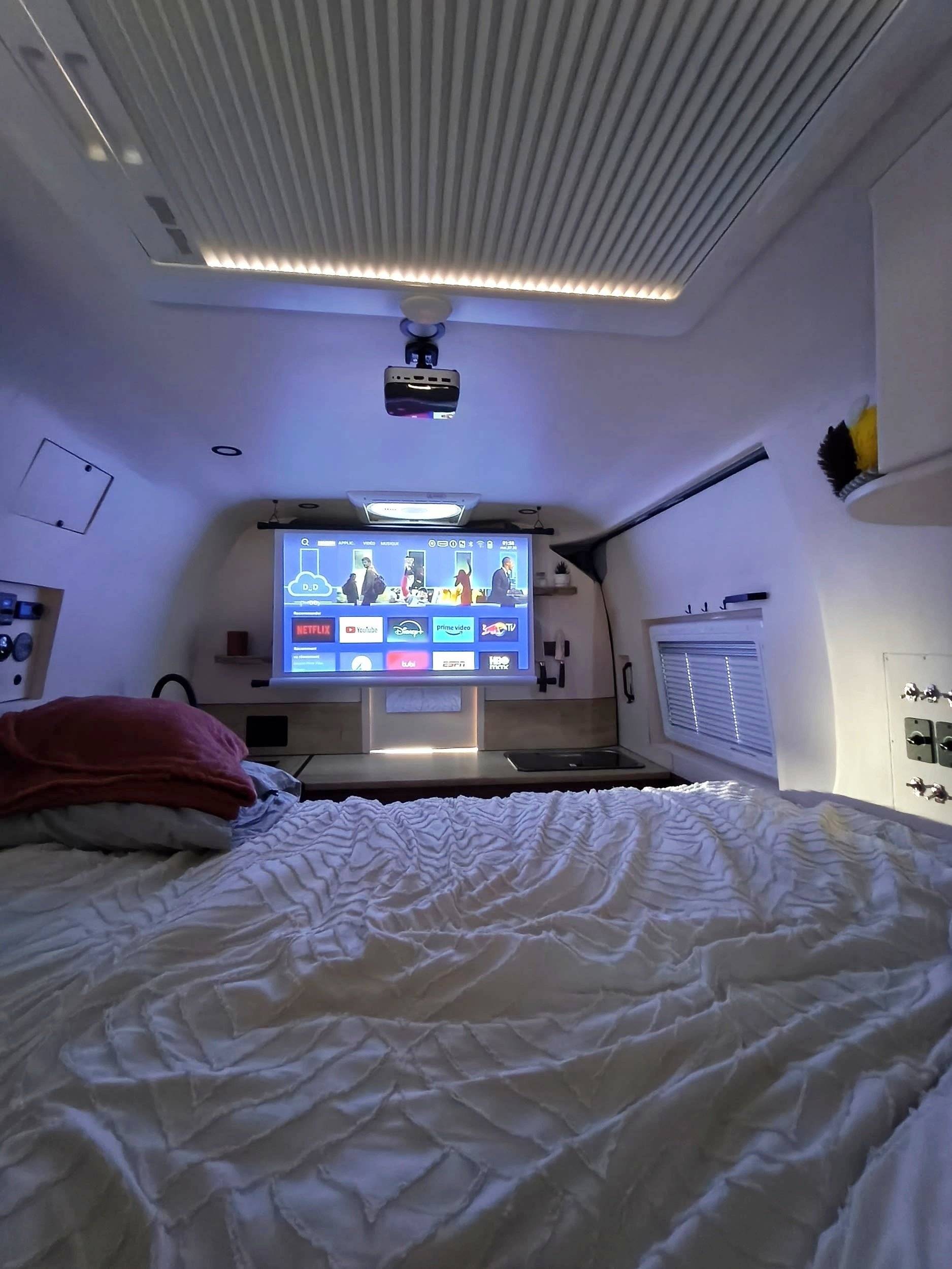 Schlafplätze Renault Master 2,3 l 135 ch - Yescapa