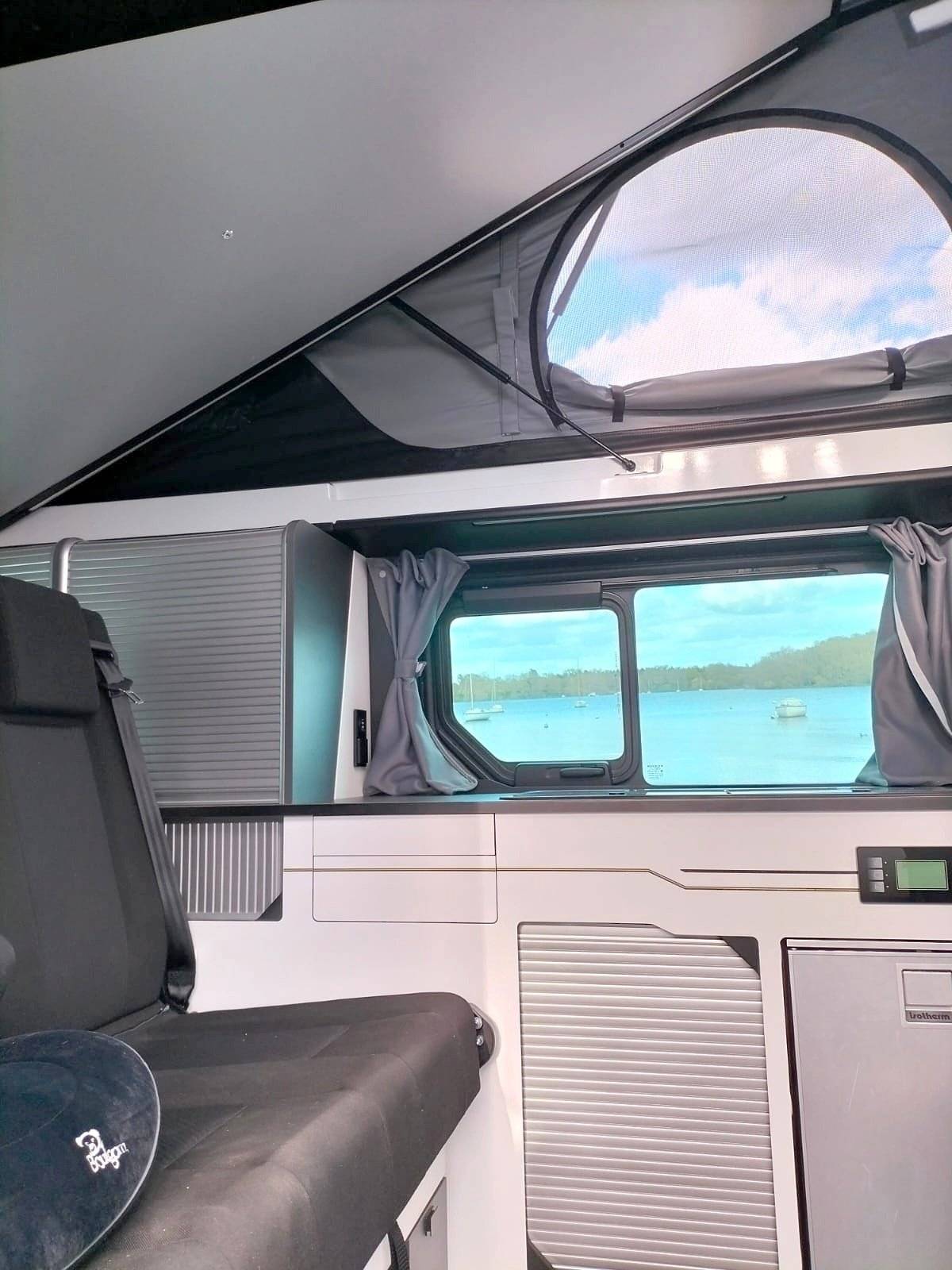 Coin repas Renault Trafic - Yescapa