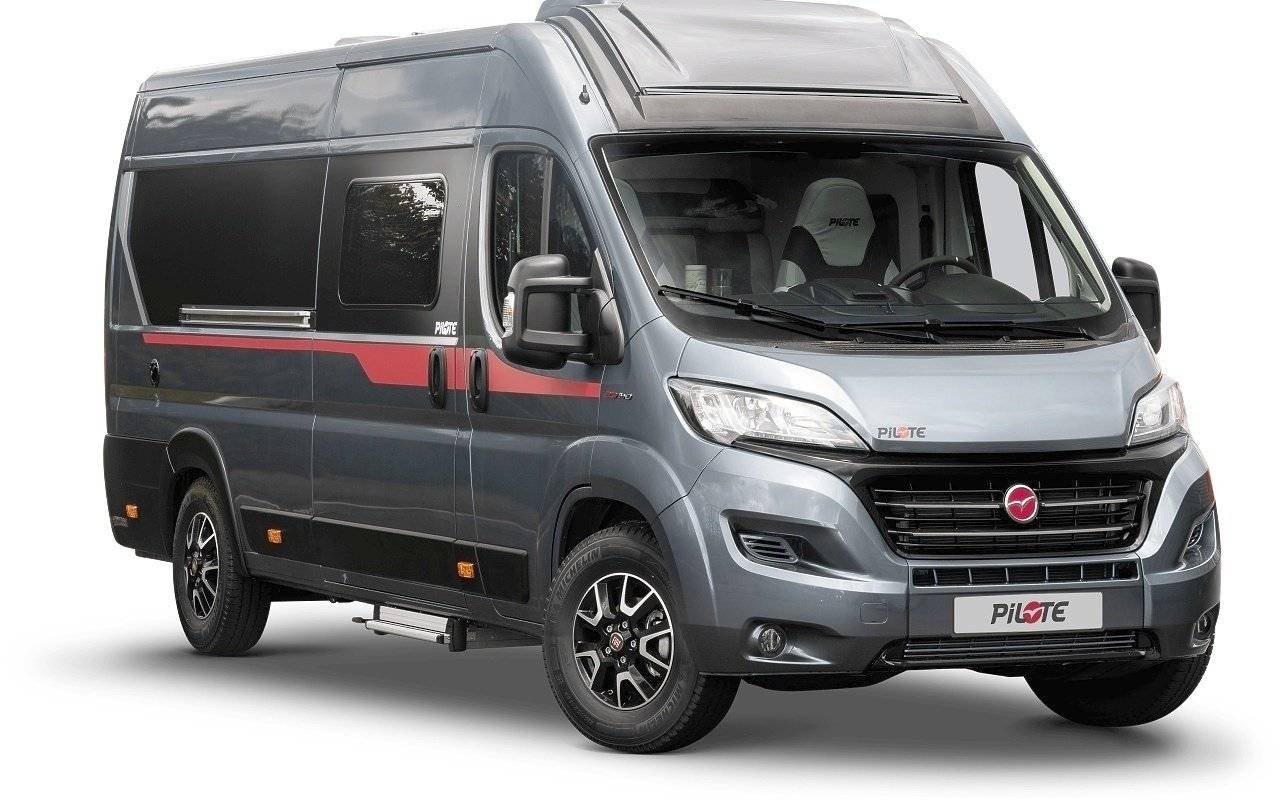 Voorkant 3/4 Citroën Jumper 2,2 l 130 ch - Yescapa