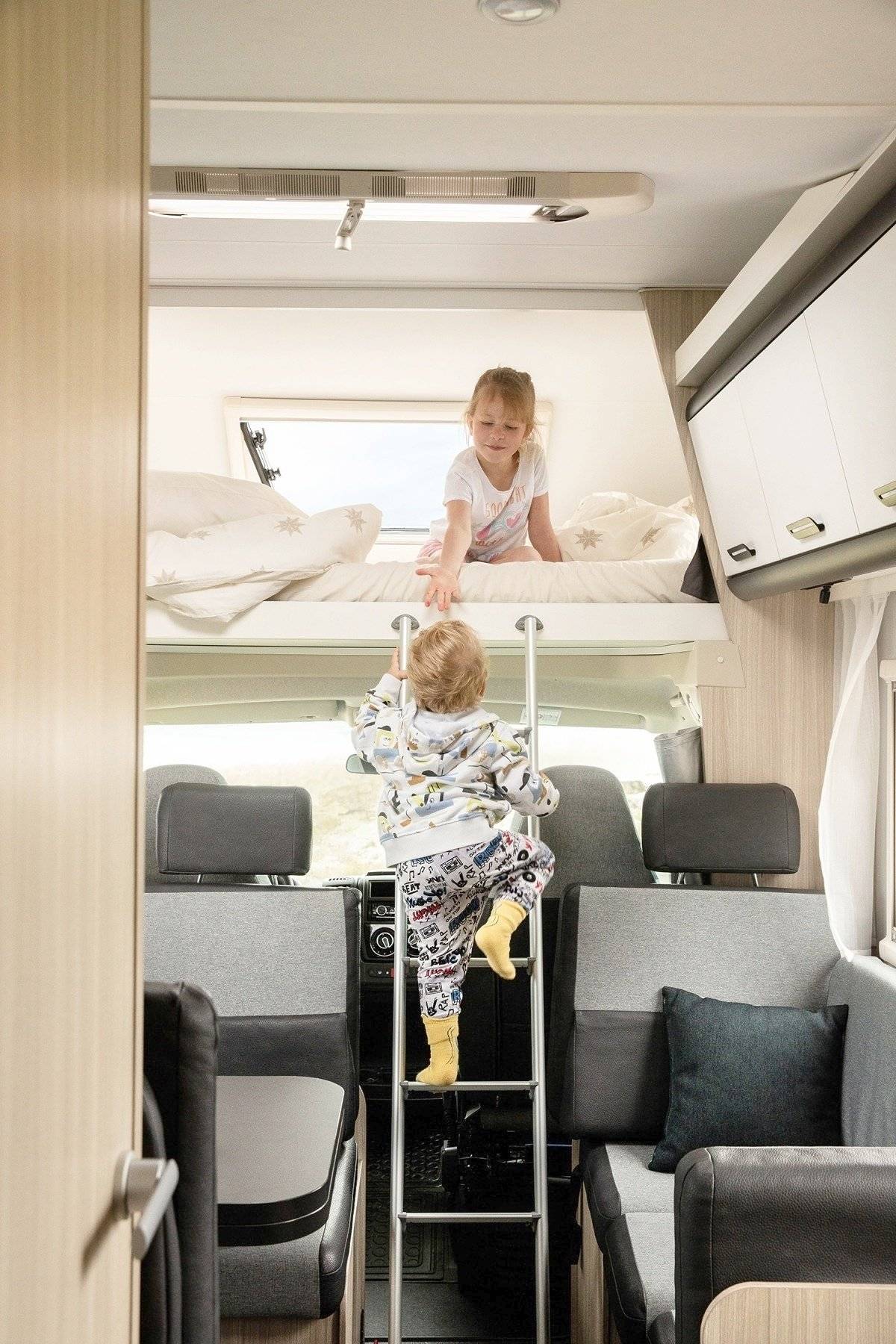 Adria Sun Living A Series 75 SL