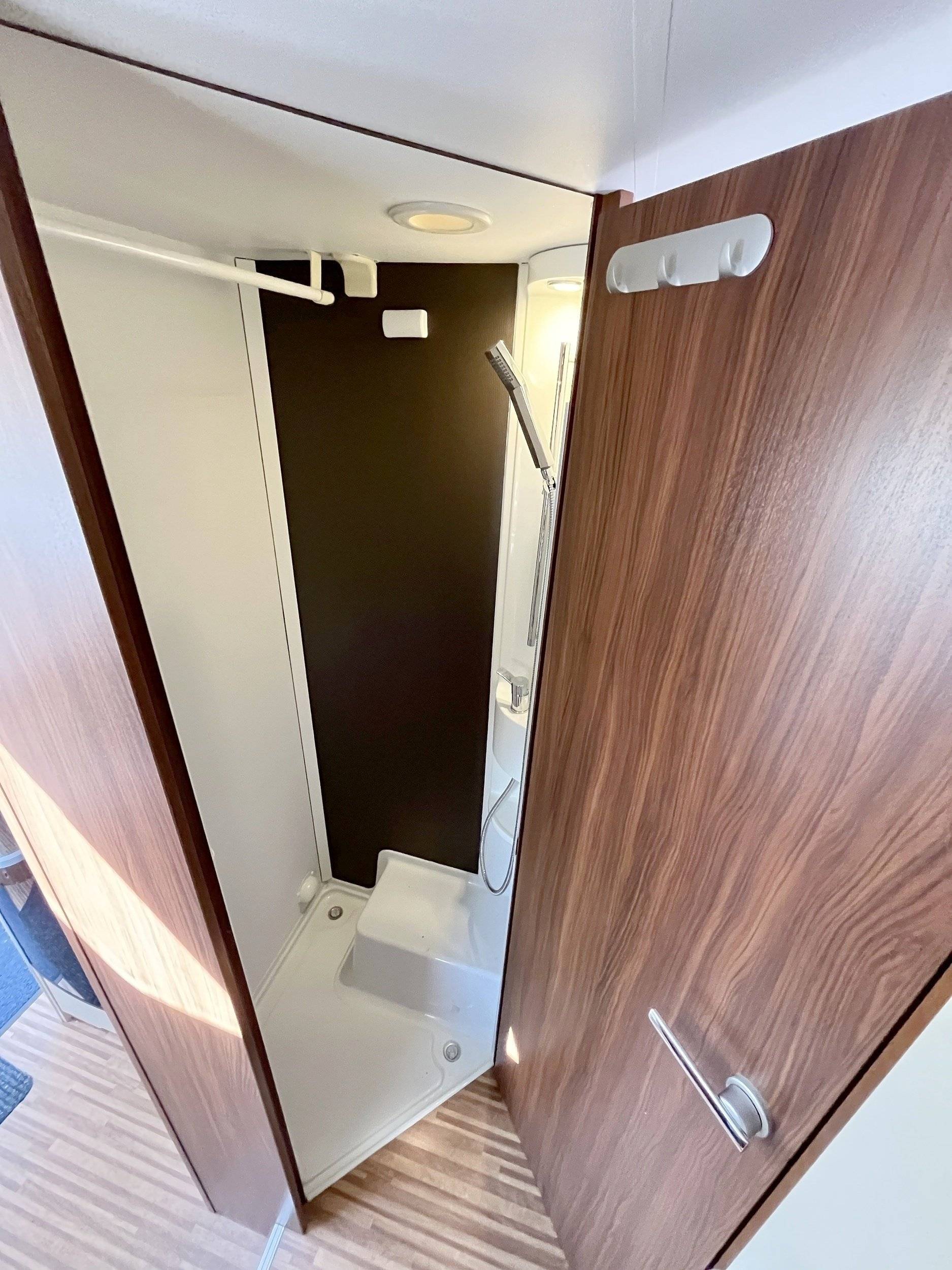 Adria Matrix Plus 670 DL