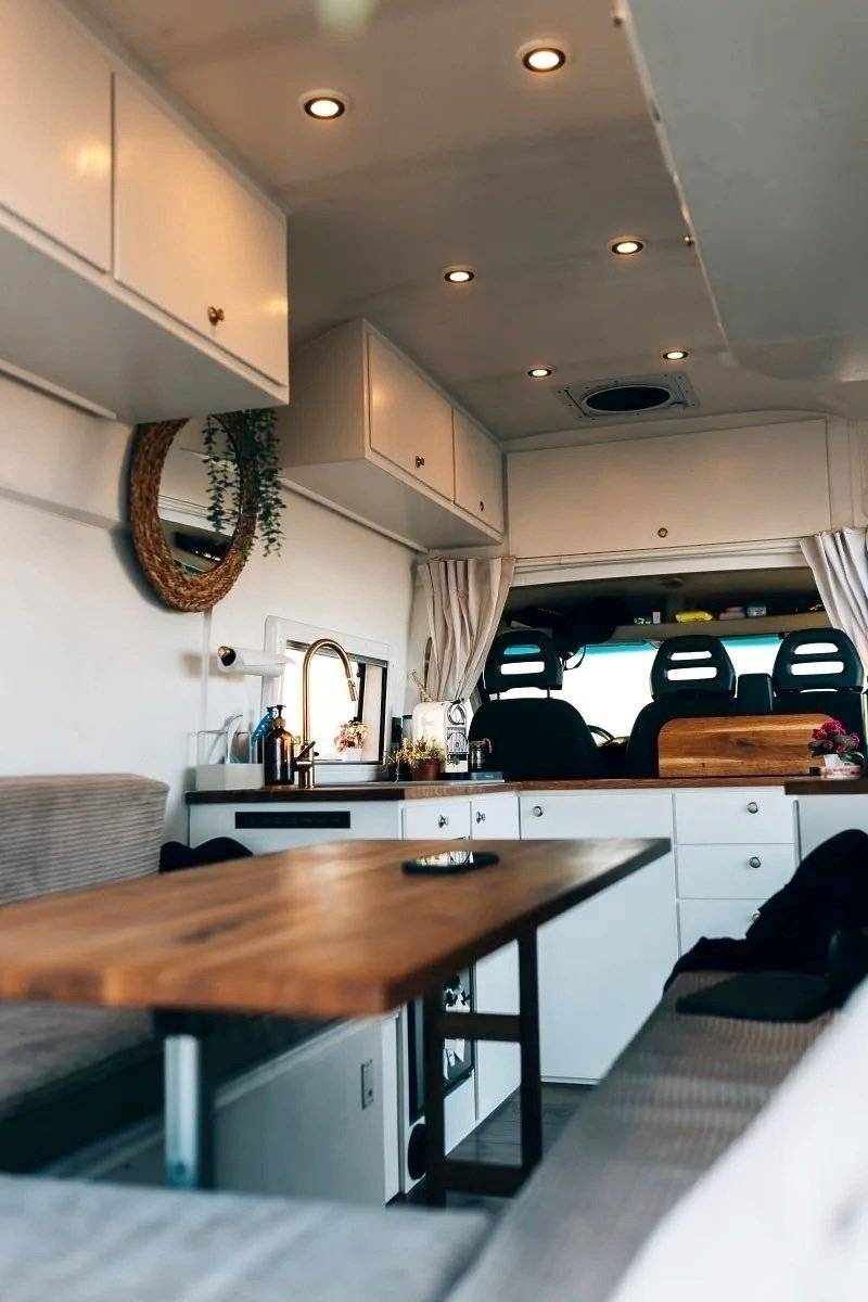 Kitchen Fiat Ducato 3,3t MH2, 2,3l multijet 120 ch - Yescapa