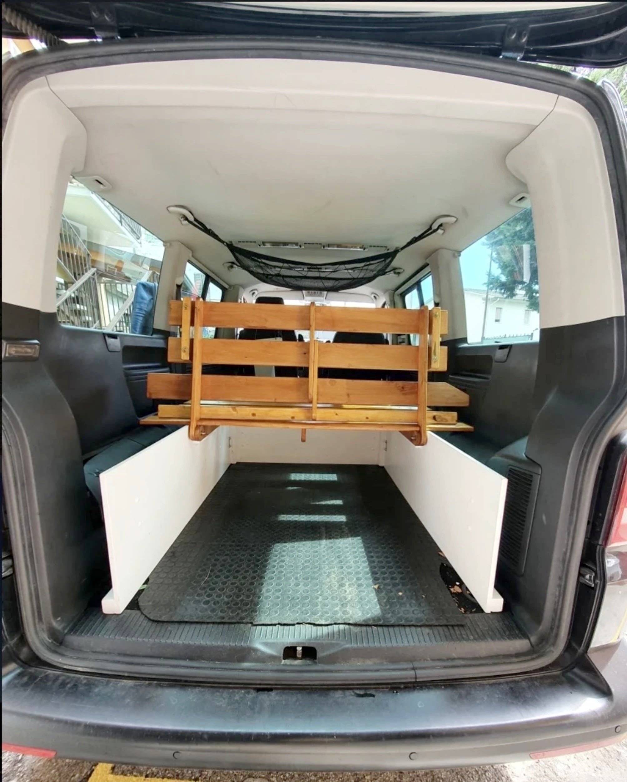 Volkswagen T5 2,0 l 140 ch