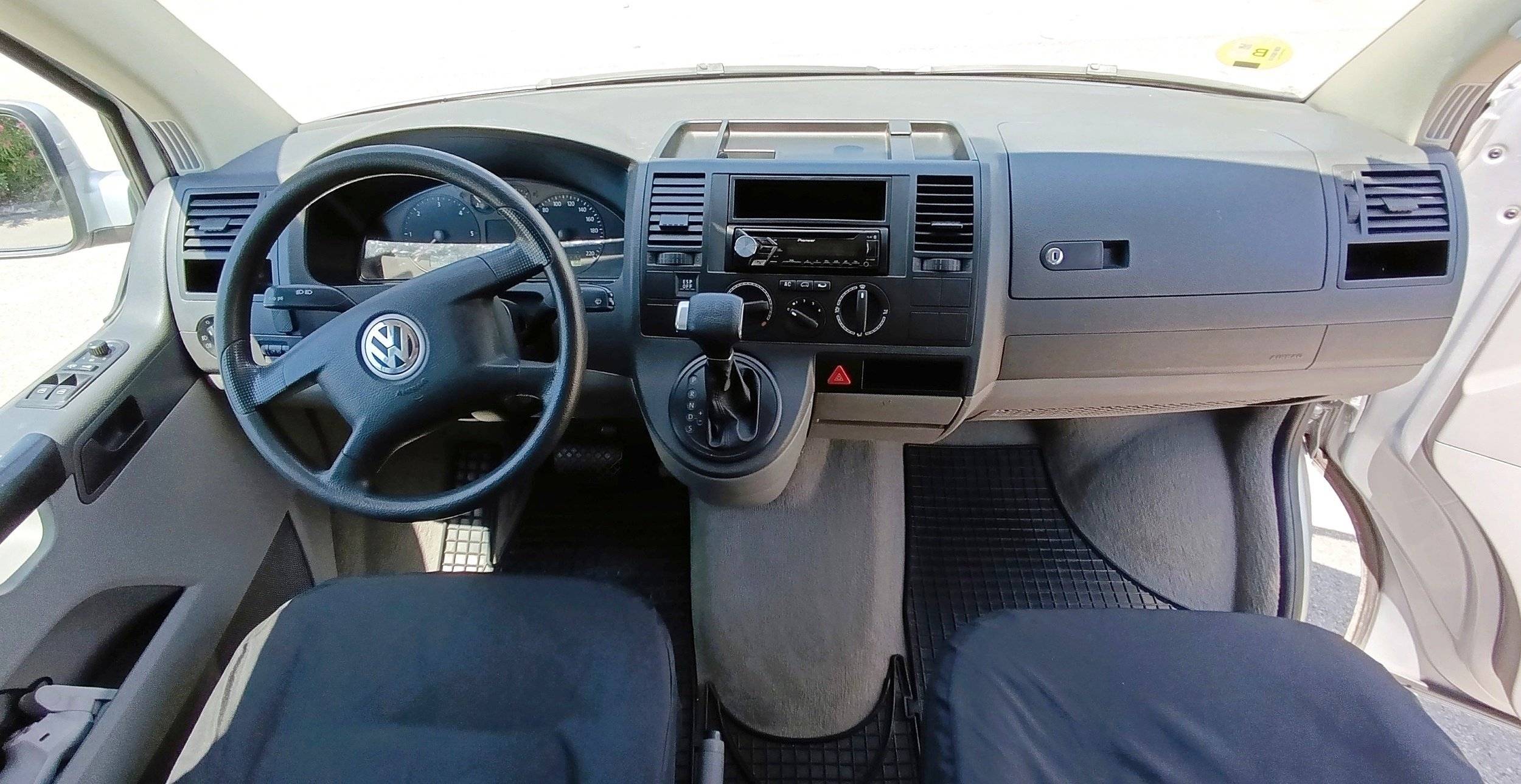 Volkswagen Volkswagen California ocean