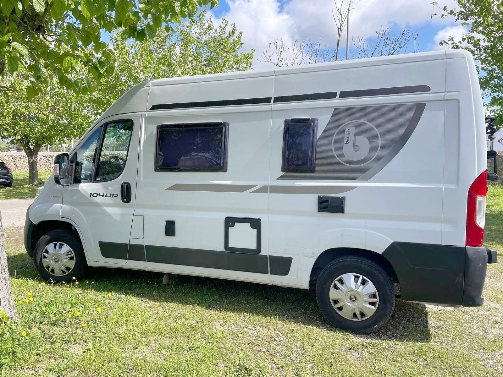 Front view from 3/4 Fiat Ducato 2,3 l 140 CV - Yescapa