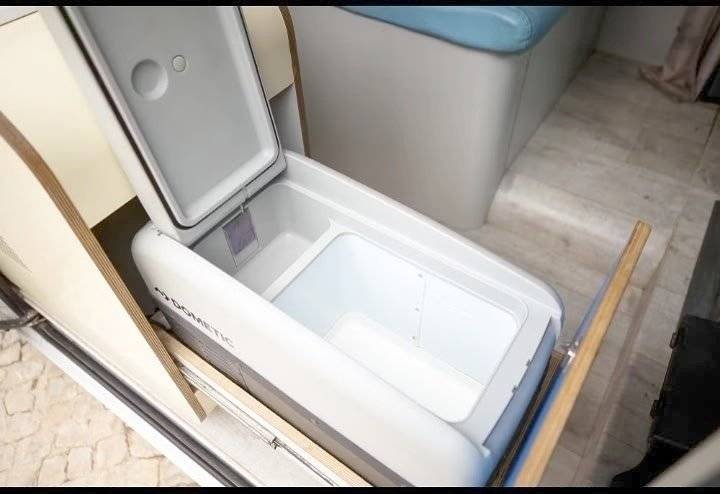 Camper Track 2,0 l 115 ch