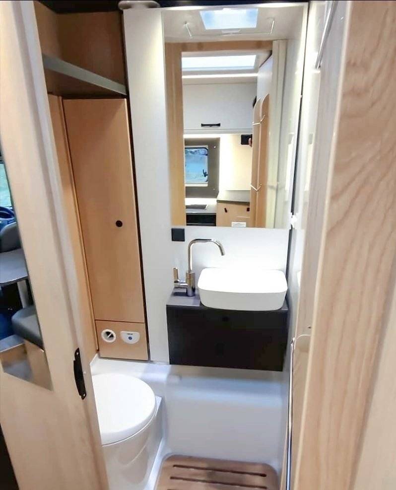 Sunlight ford transit