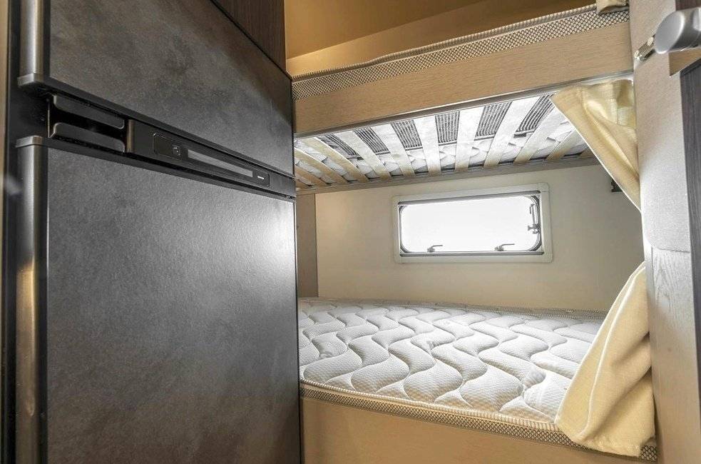 RIMOR SEAL 9 LUXURY 7 personnes FIAT DUCATO 140 CV