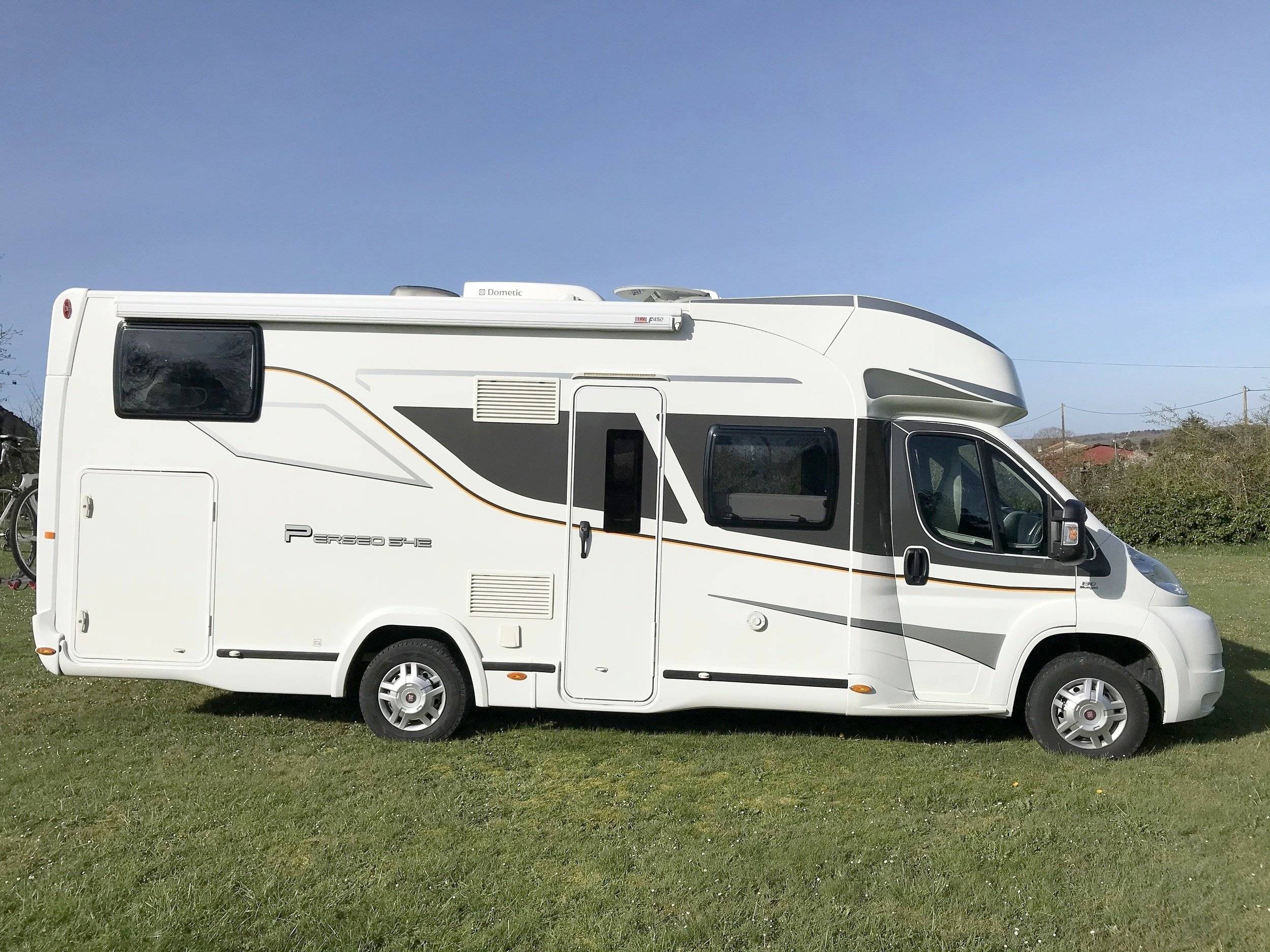 Benimar 542