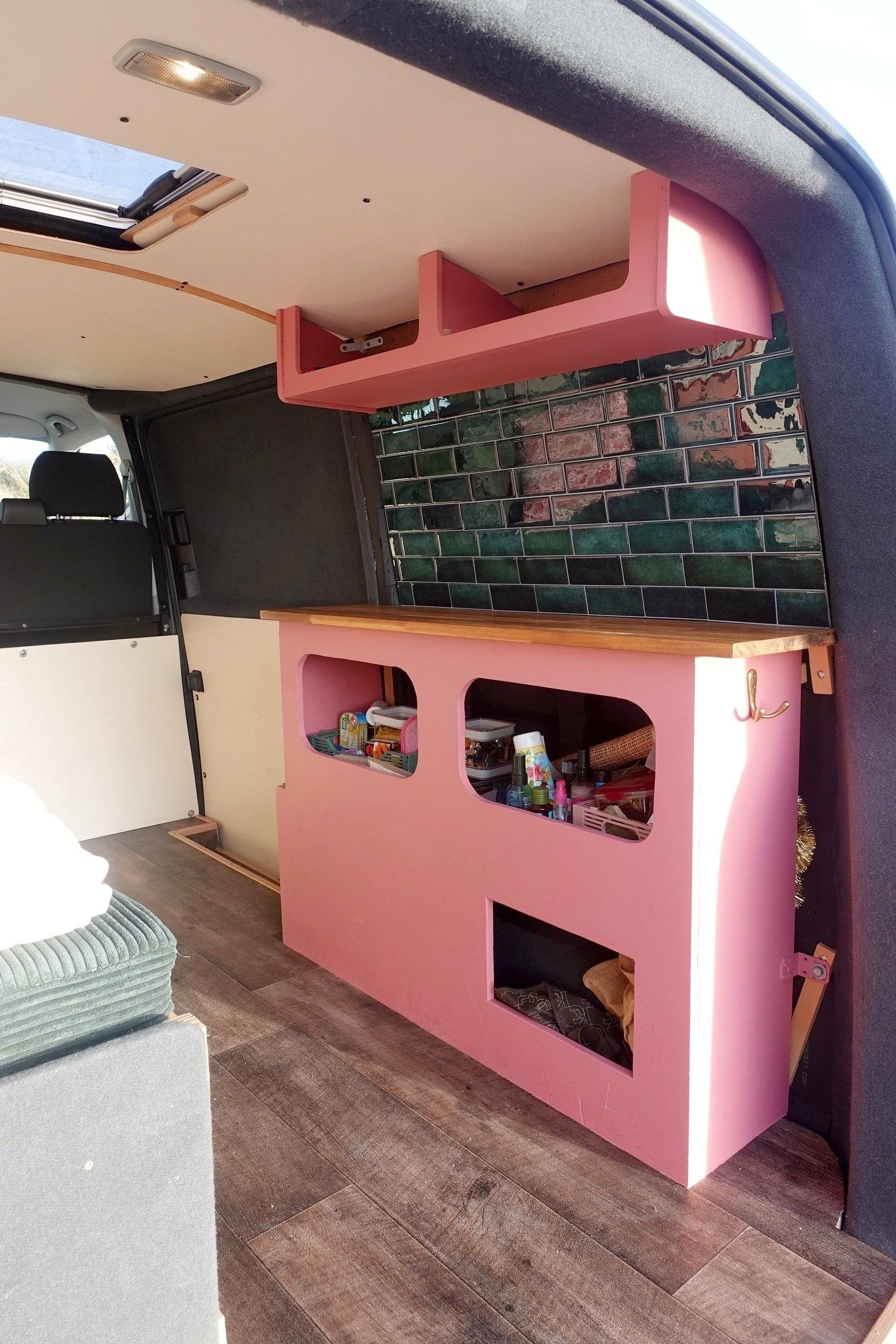 Volkswagen T6 Court L1H1 2 l 102 ch