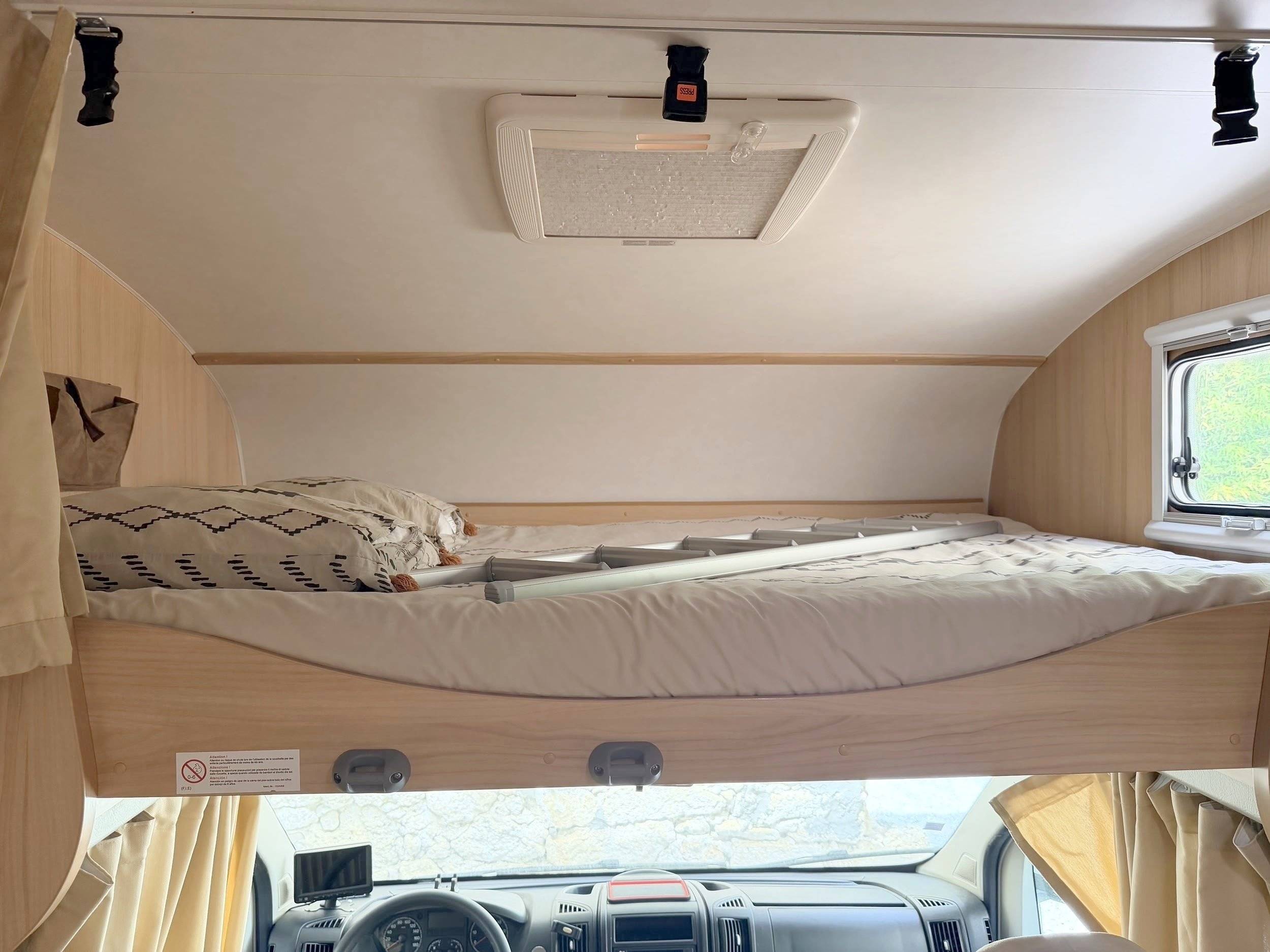 Berth Fiat 2,3 l 130 ch - Yescapa