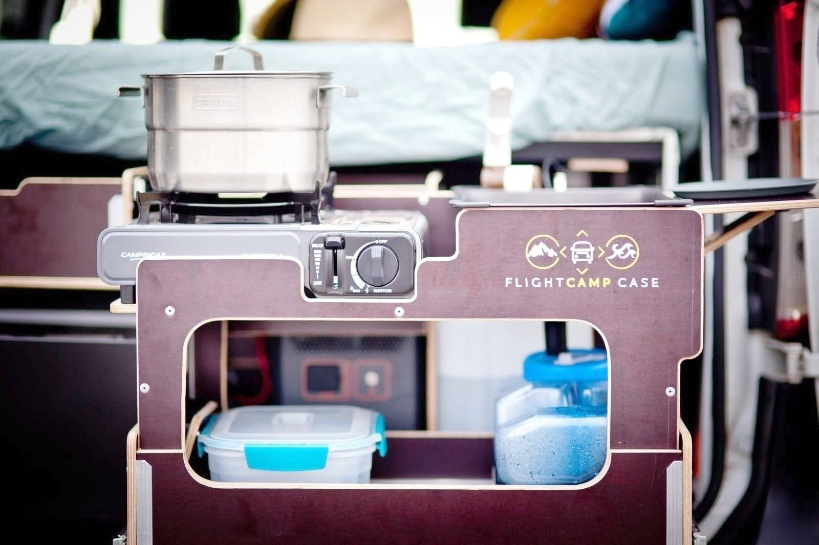 Angolo cucina Nissan NV200 - Yescapa