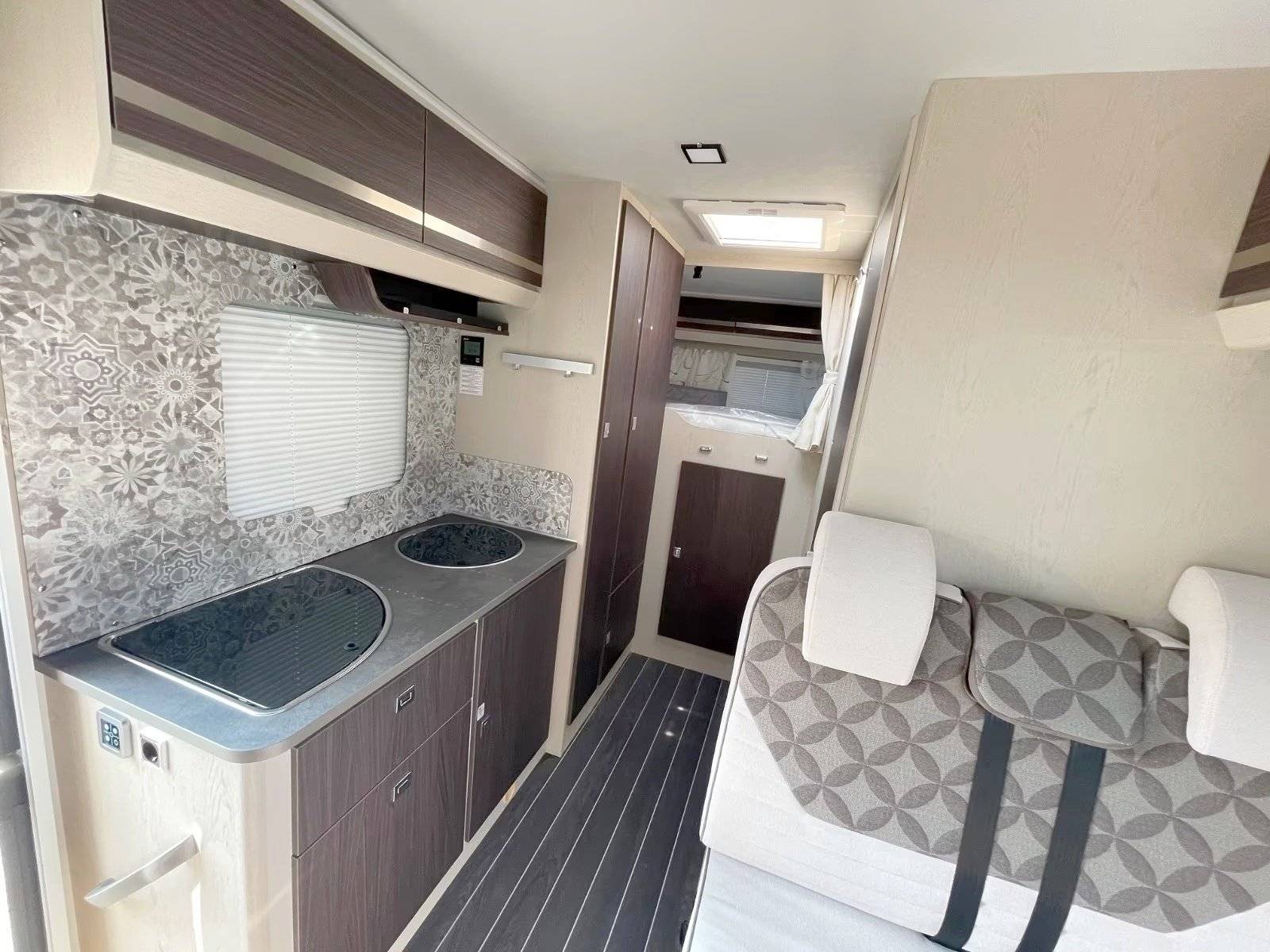Cozinha Fiat Ducato 2,2 l Multijet 130 ch. - Yescapa