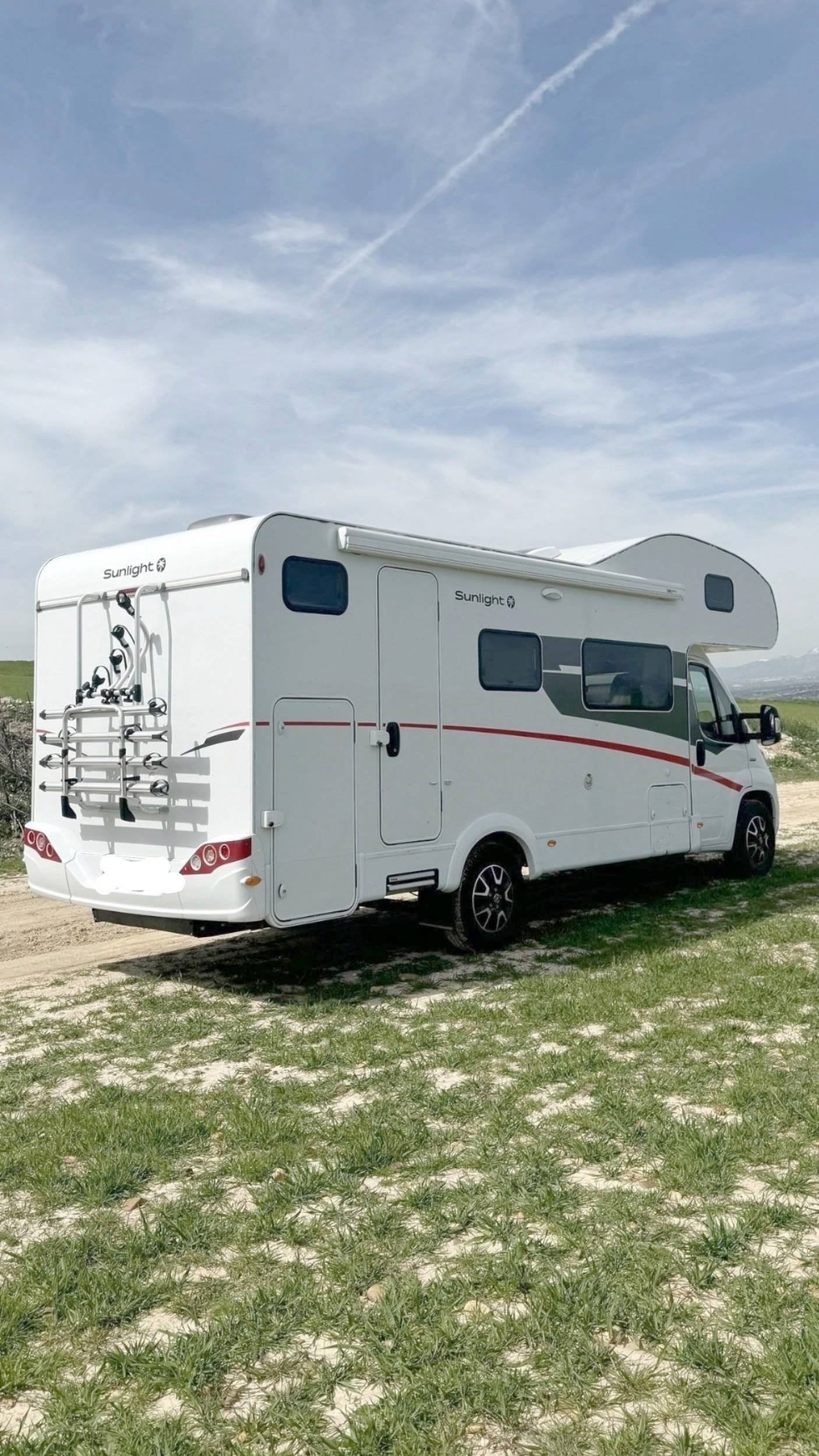 Camper Track DUCATO CAMPER VAN