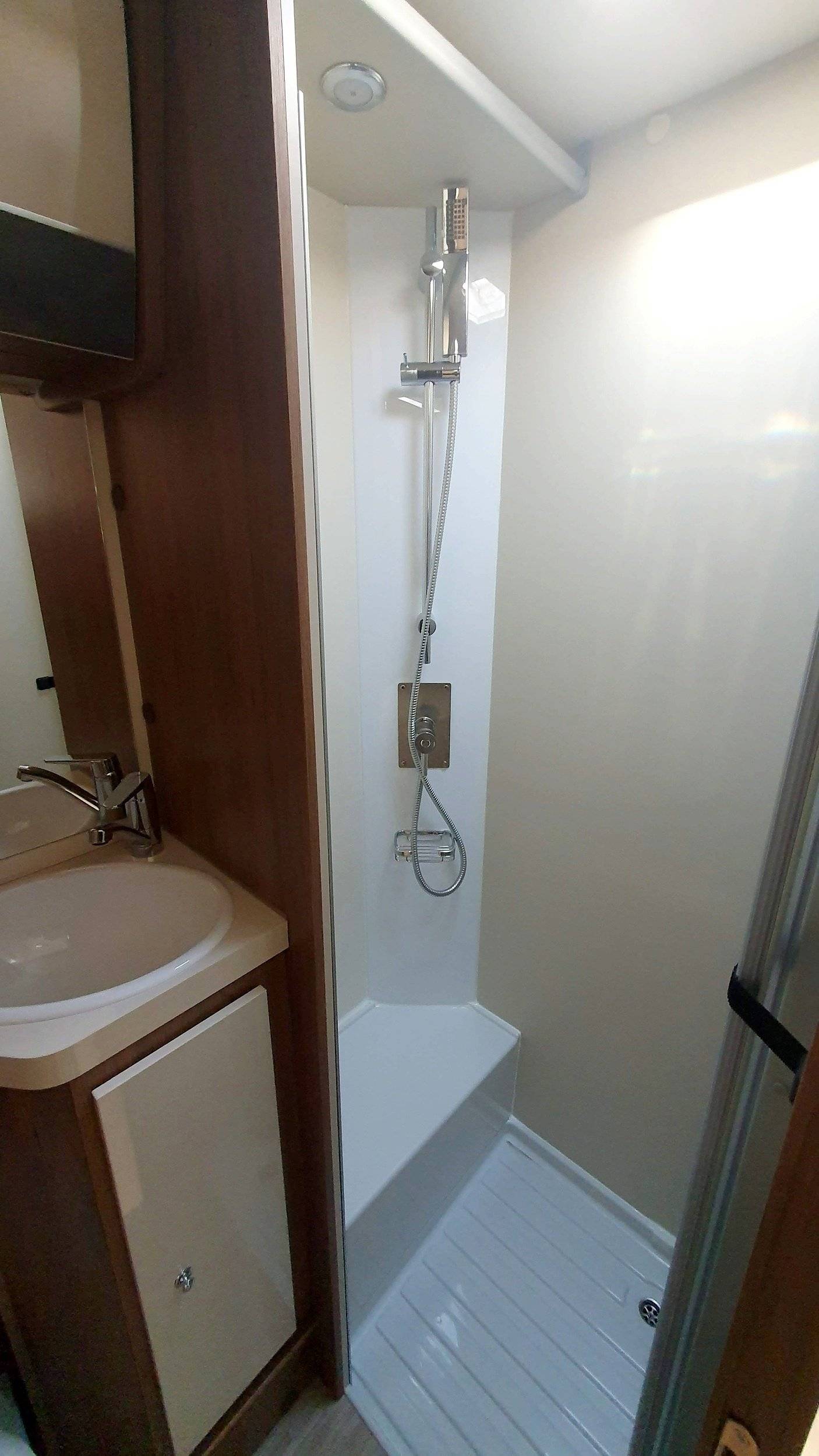 Elnagh Elnagh  Baron 22 