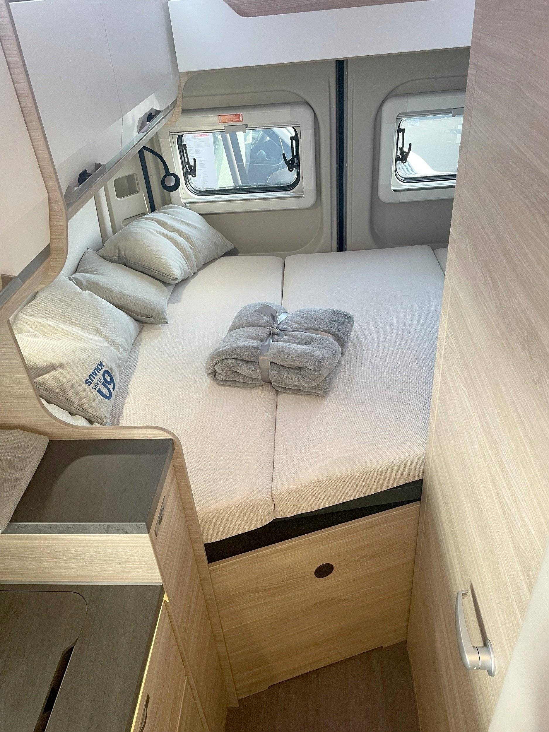 Schlafplätze Peugeot Boxer 2,2l HDI 165 PS - Yescapa