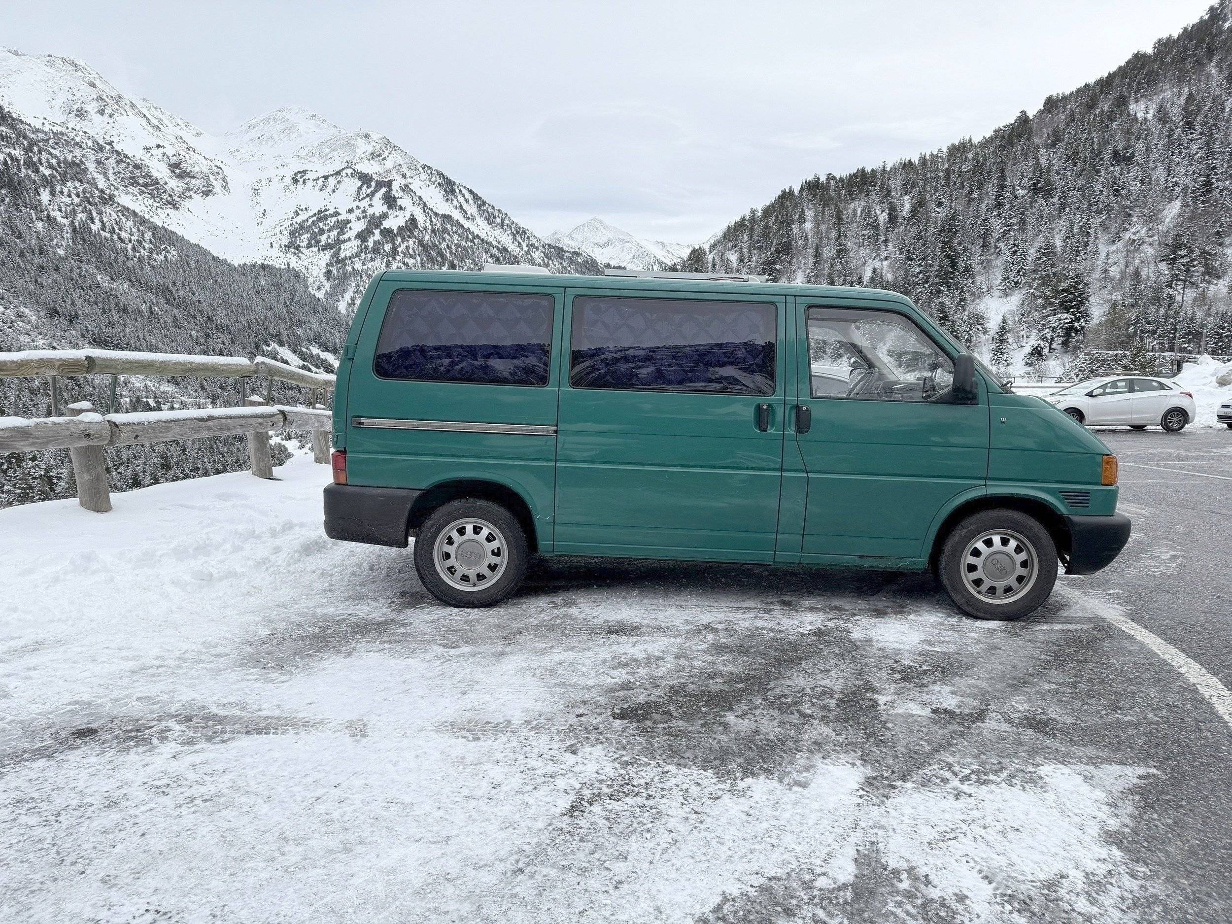 Volkswagen California Coast