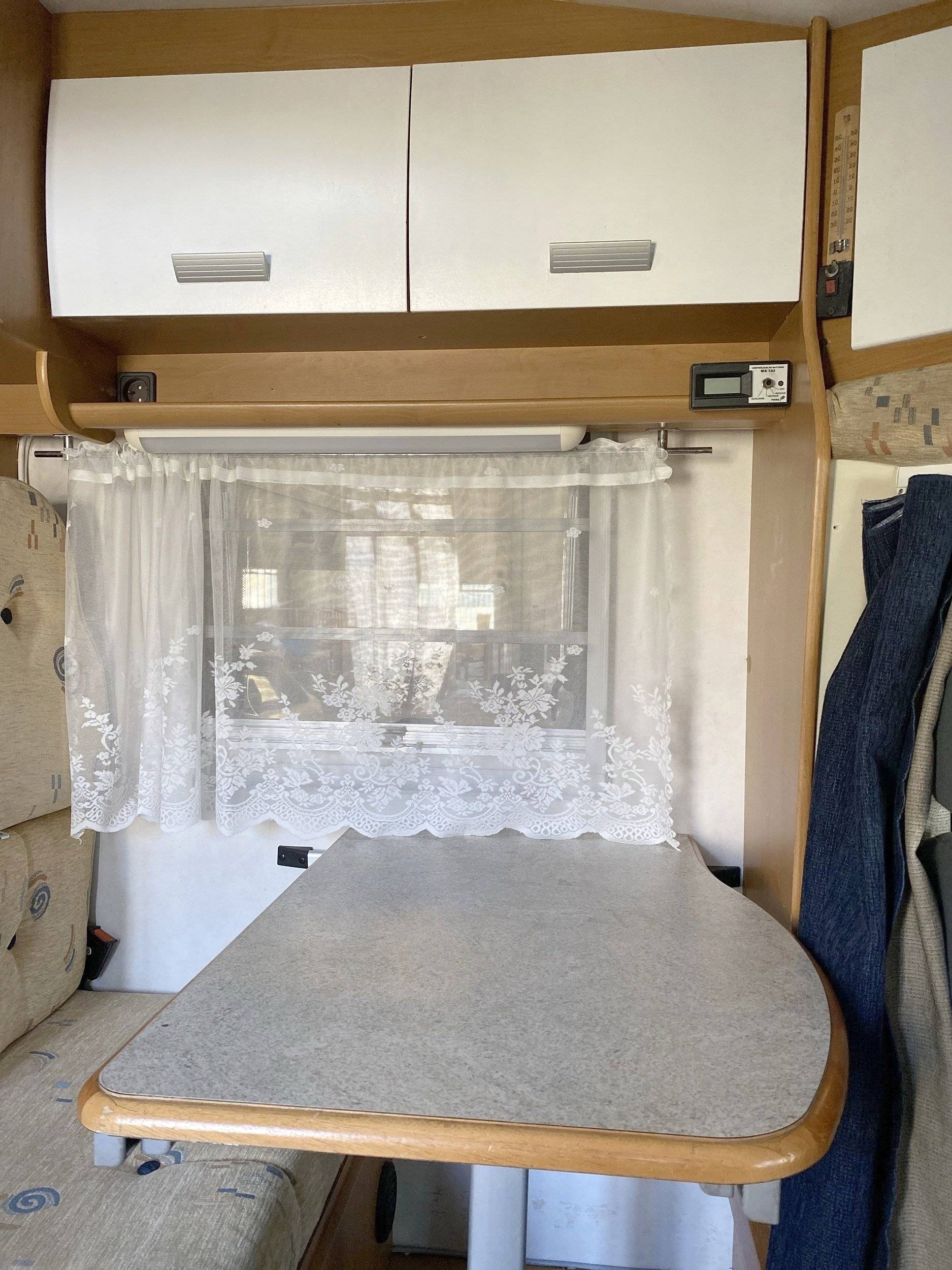 Eura Mobil Transit 2,4 l TDCi 140 ch.