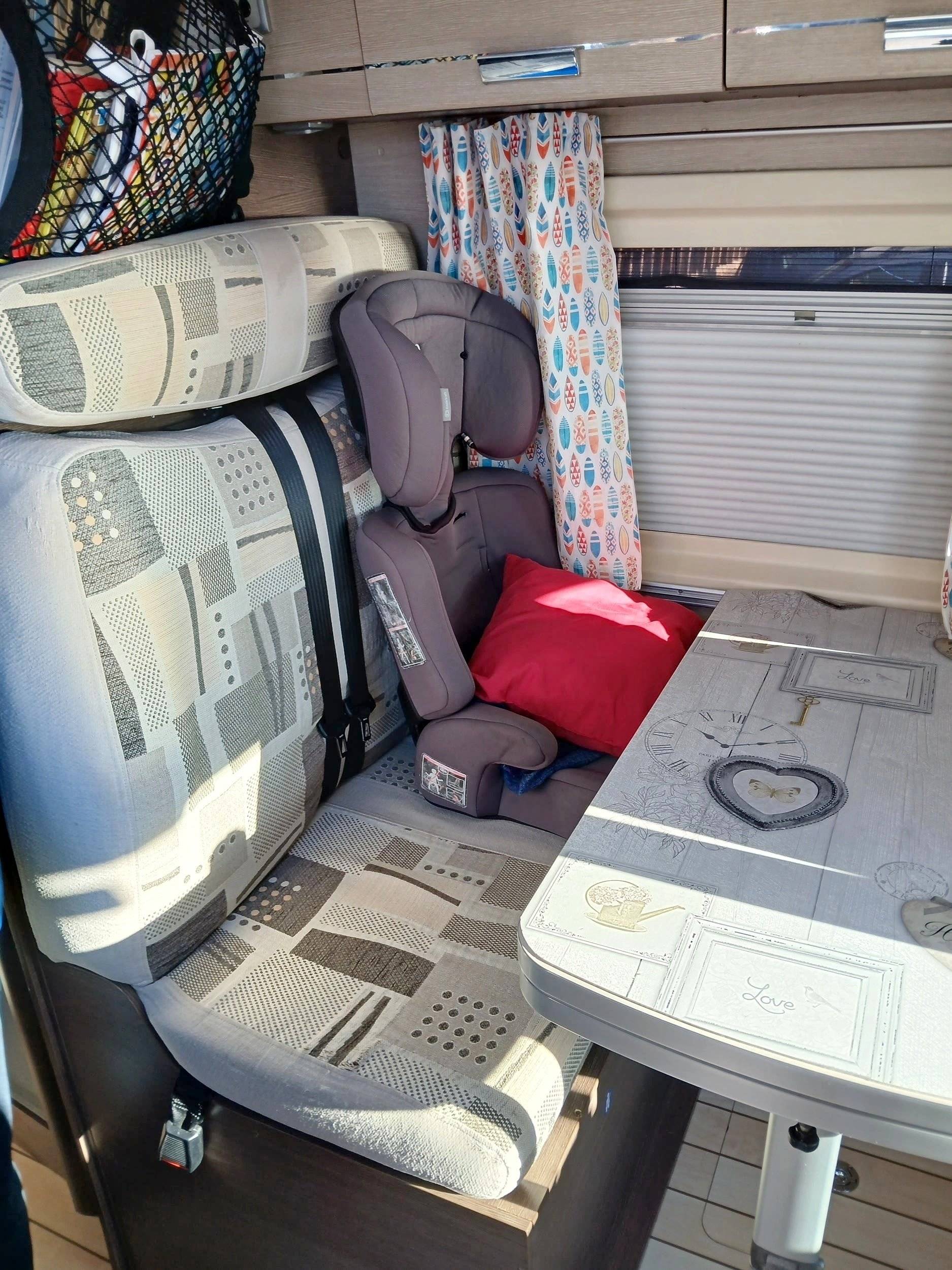 Plazas en cama Fiat FIAT DUCATO 160 Multijet - Yescapa