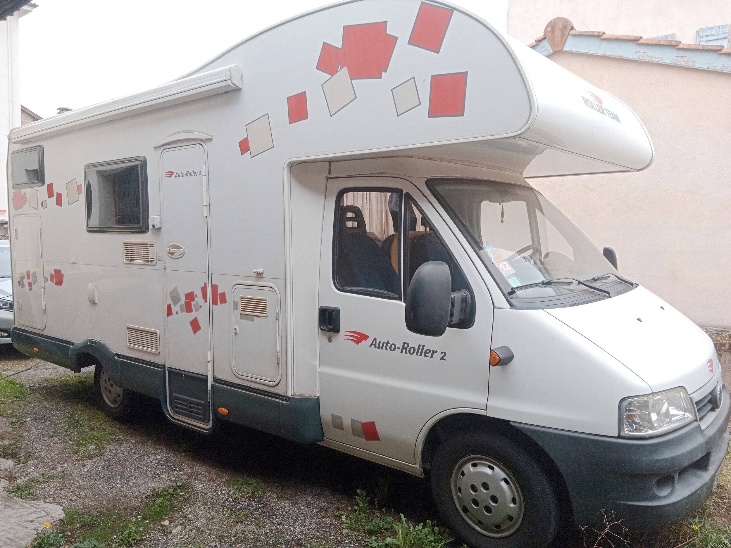 Vista frontale a ¾ Fiat FIAT DUCATO - Yescapa