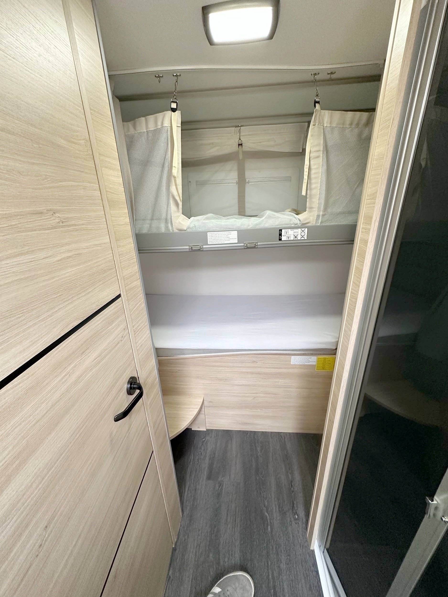 llits Ford transit TDCI 170CH - Yescapa