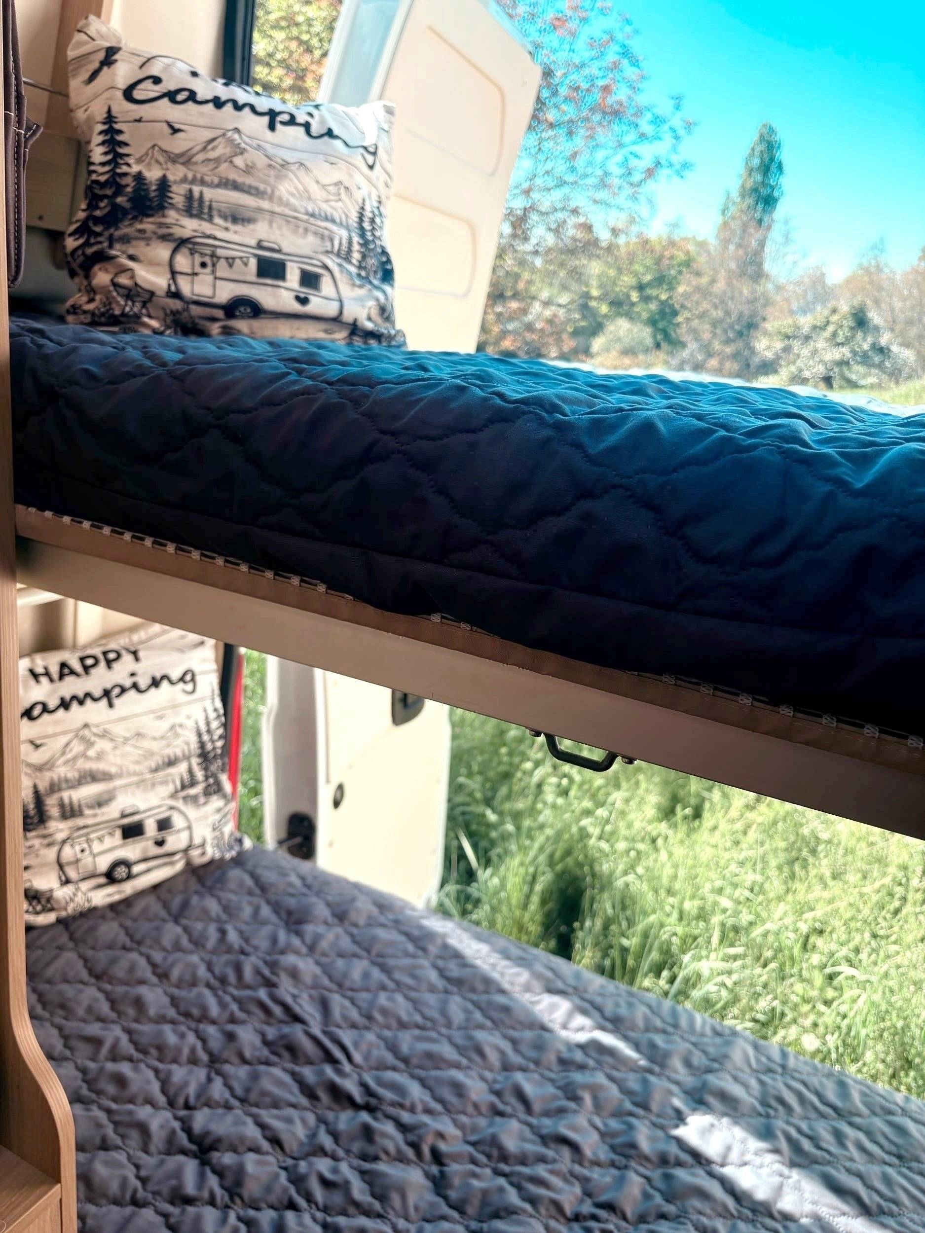 Couchages Fiat Ducato 2,3 l Multijet 130 ch. - Yescapa