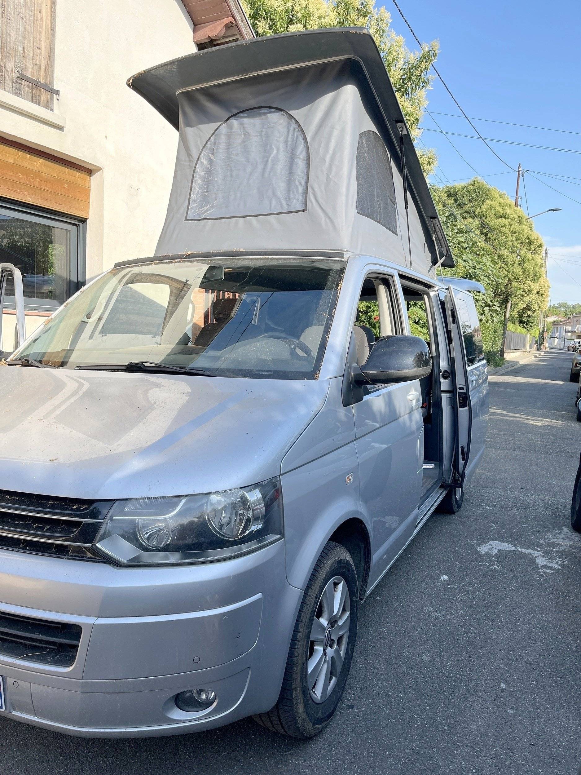 Volkswagen VW T5 Multivan 2L 140ch