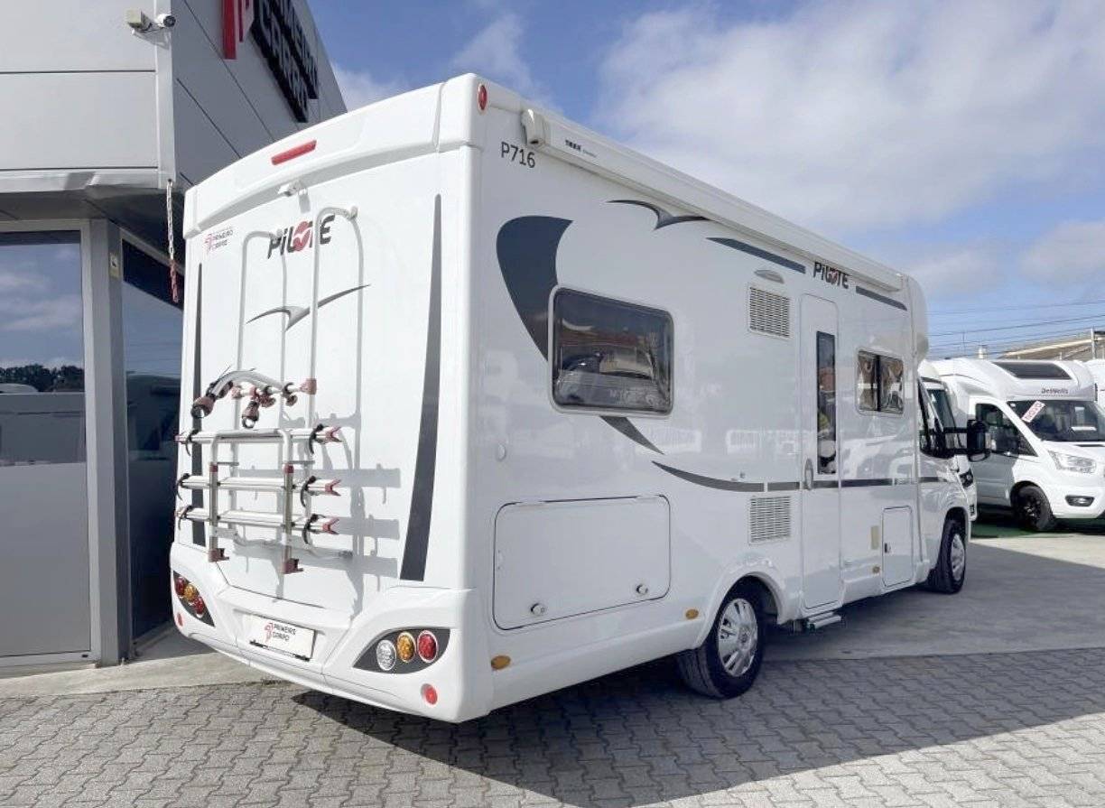 Pilote P716 P Essentiel