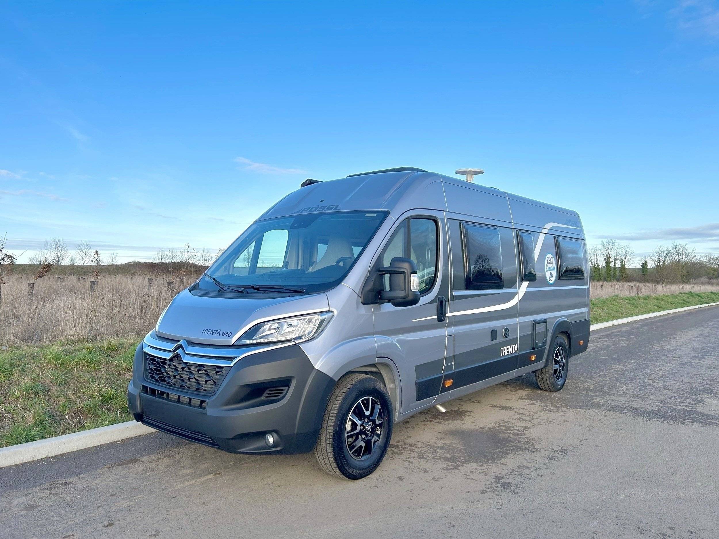 schräge Vorderansicht Citroën - Yescapa