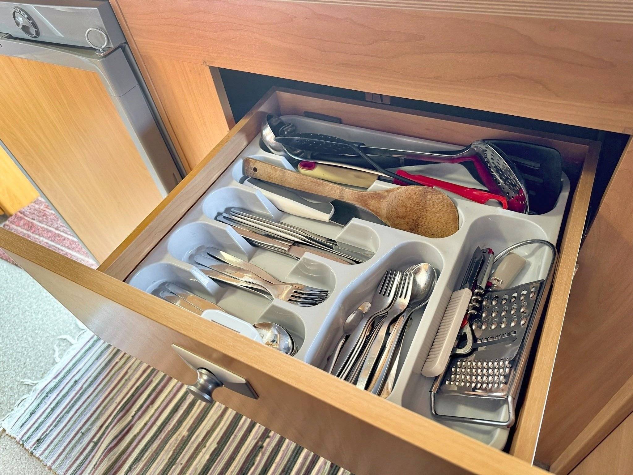 Challenger Transit 2,4 l 140 ch