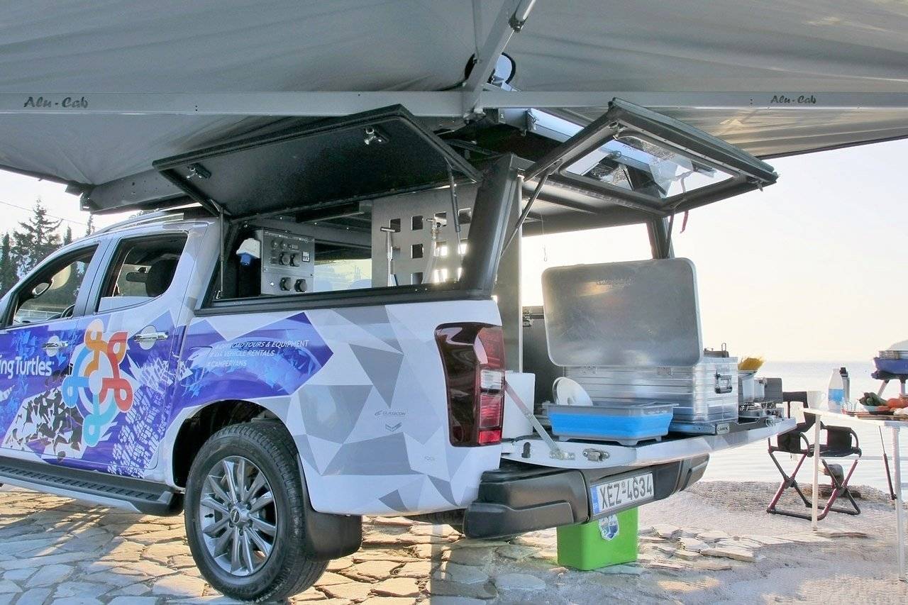 4×4 Automatic Gear Pickupcamper Alucab