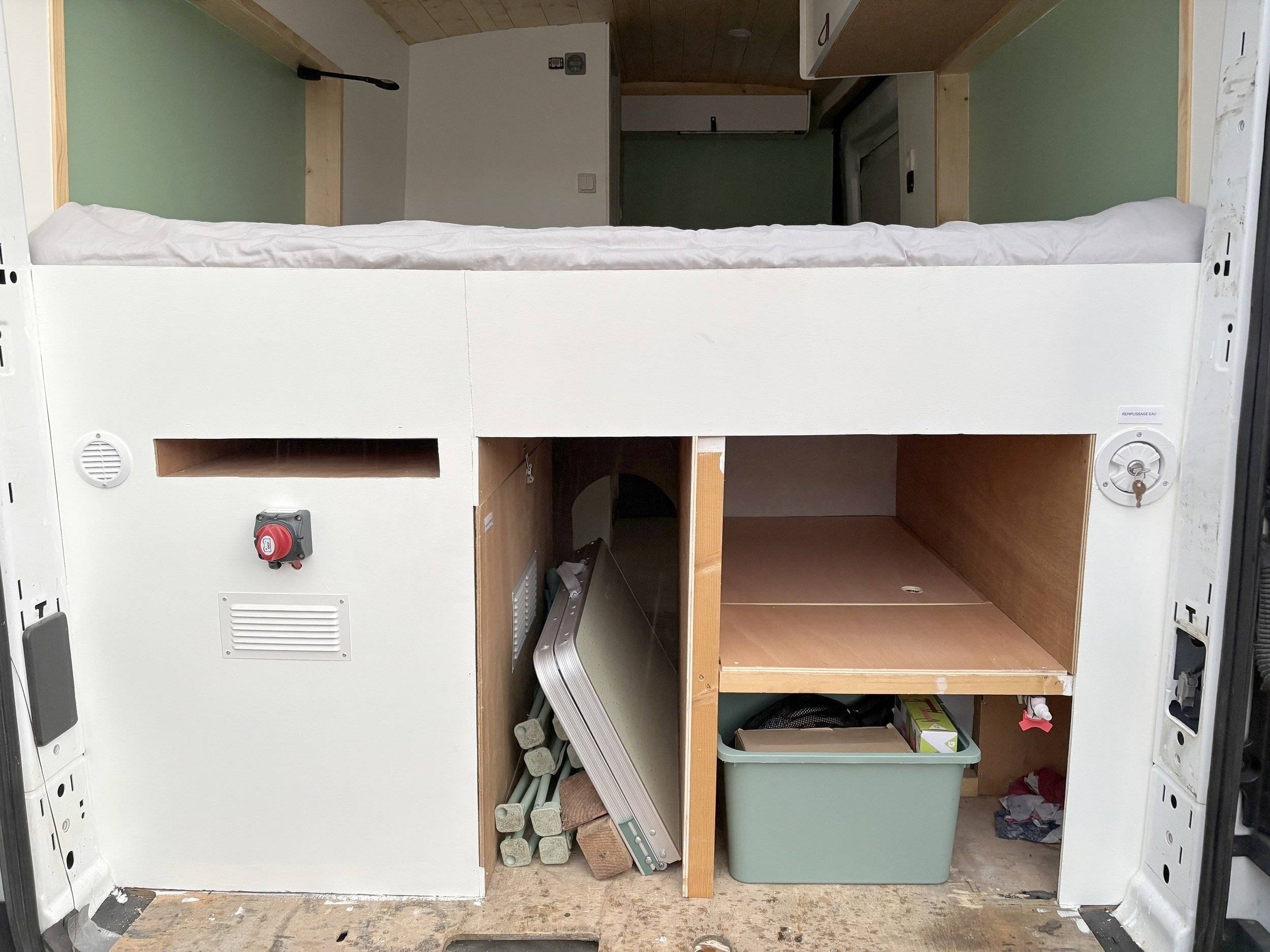 Laure’D FORD TRANSIT