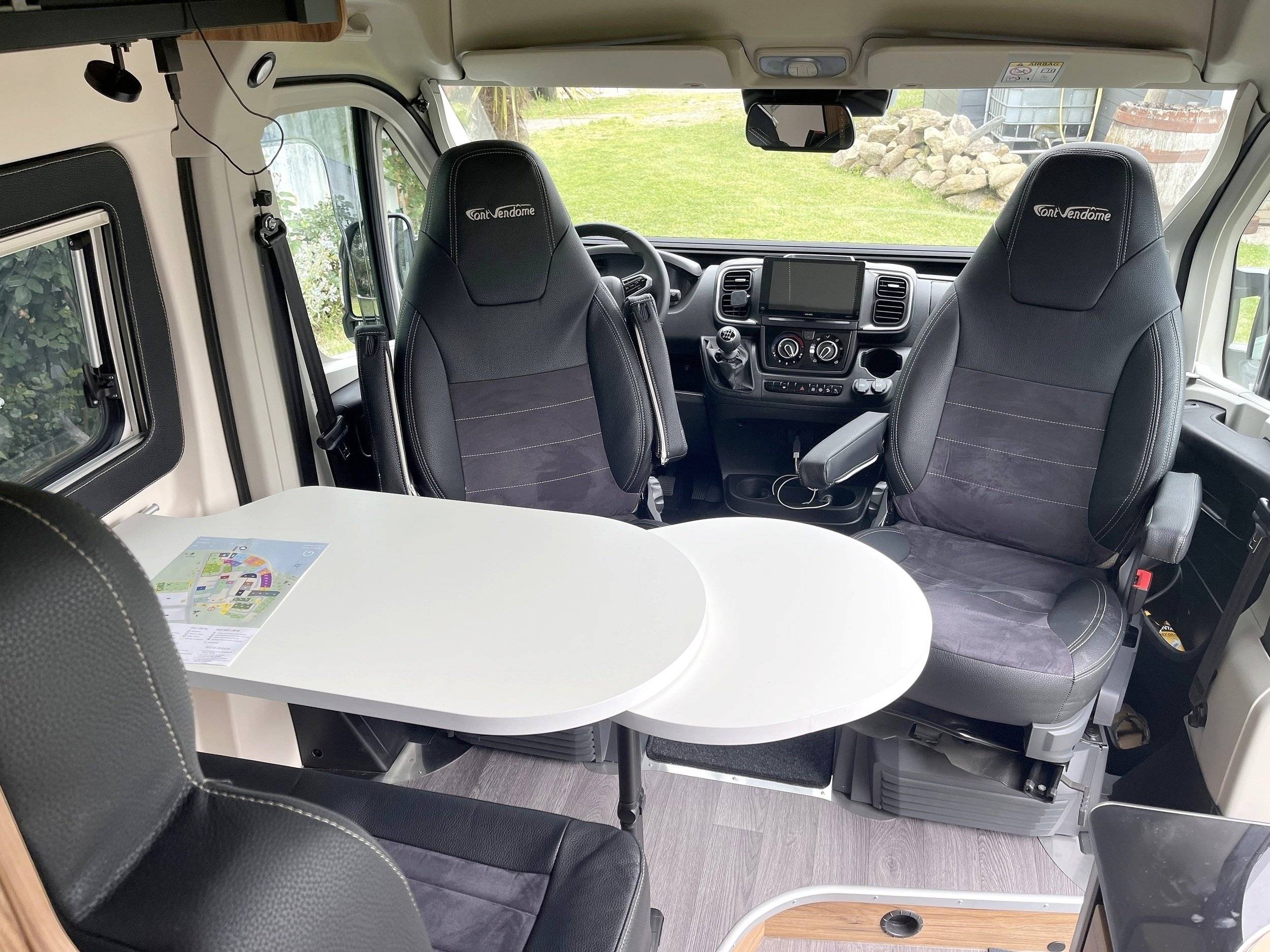 Font Vendôme font vendôme duo van