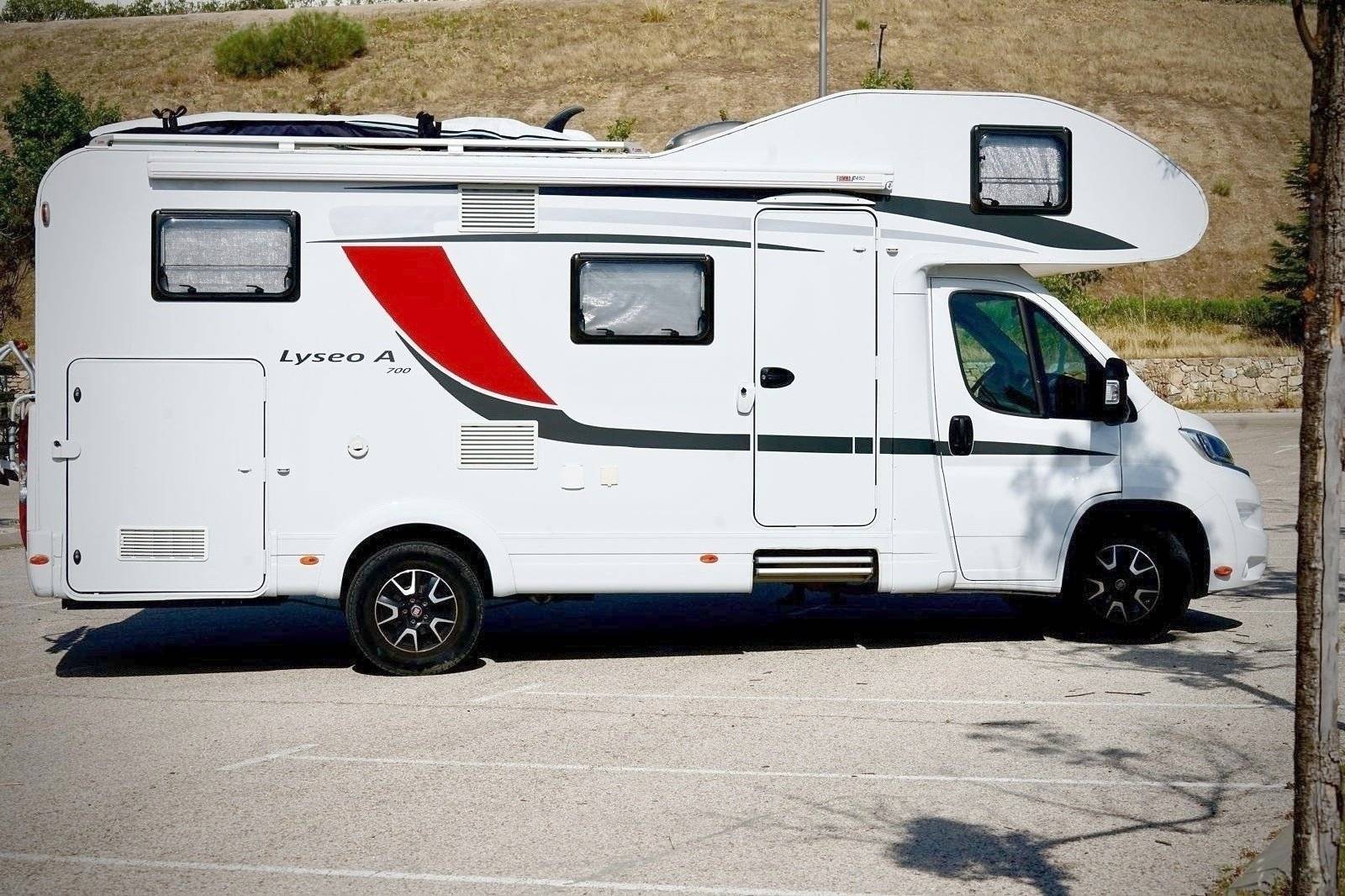 Bürstner Bürstner Ixeo time IT710G Edition 30 auf Ducato 2,3 multijet 150 Automatik 