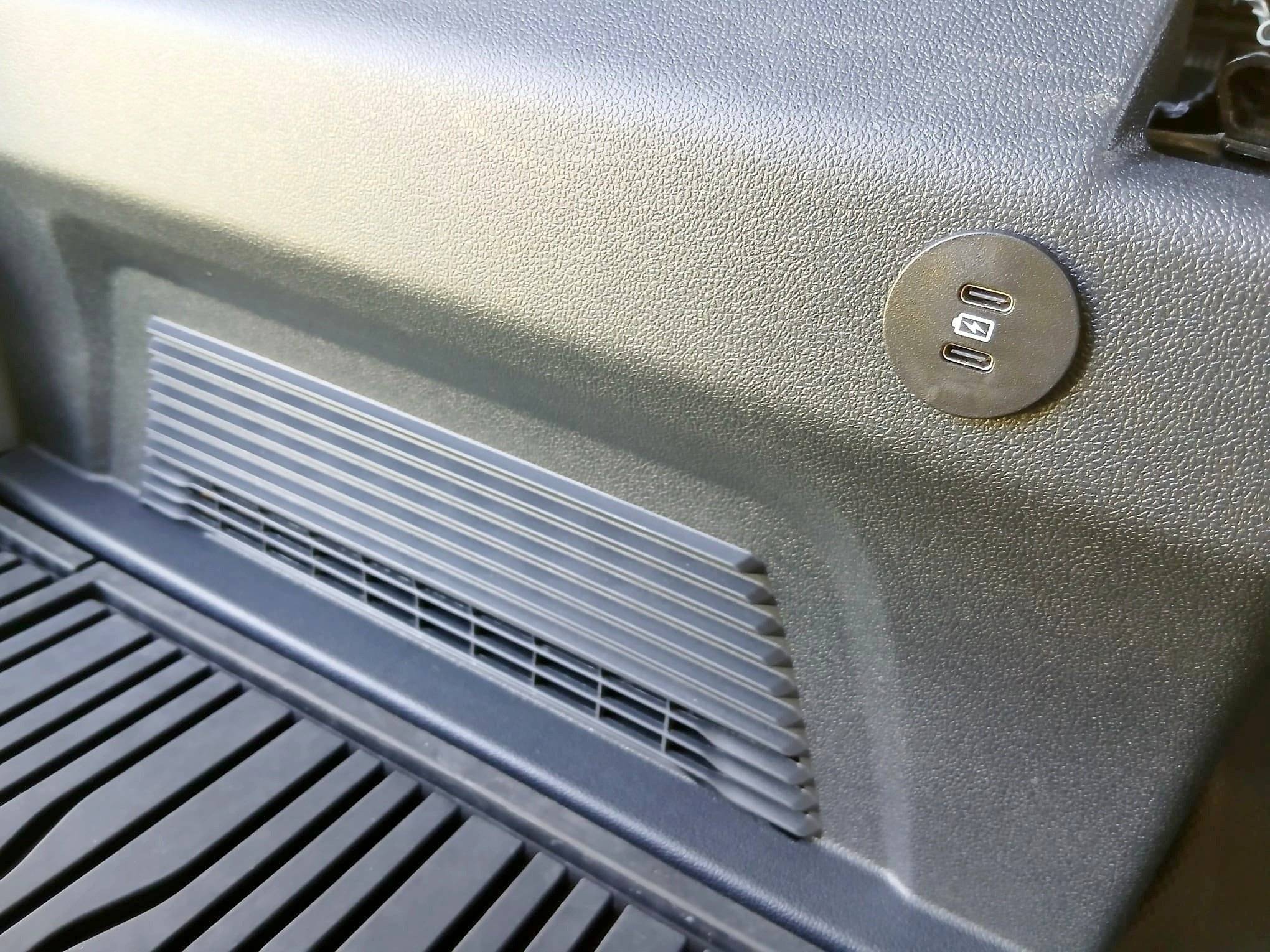 3 C Cartier/Brisebras Transit Custom 2,0 l TDCI