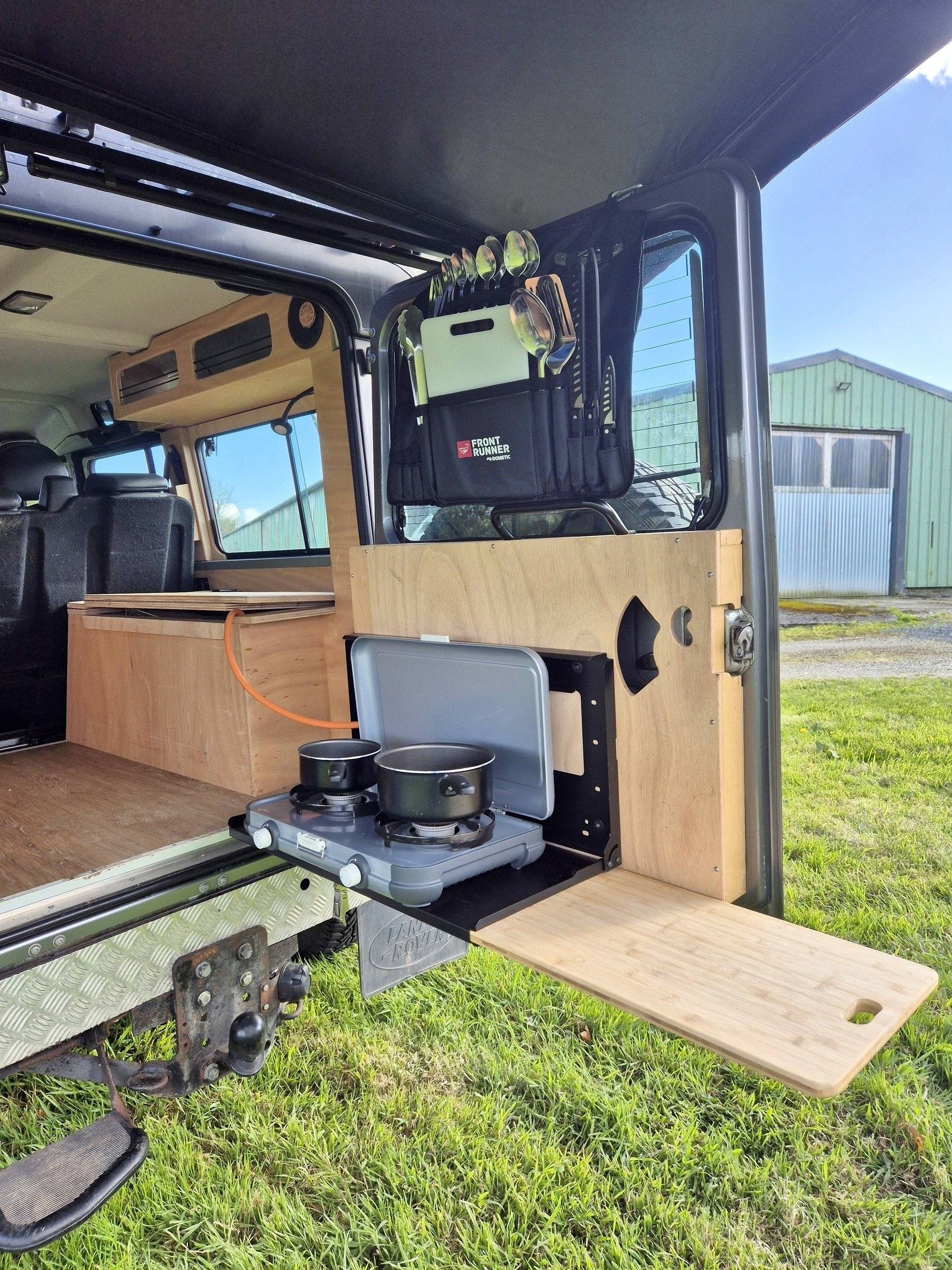 Essecke land rover defender defender - Yescapa