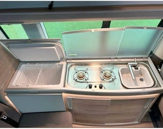 Kitchenette Volkswagen VOLKSWAGEN CALIFORNIA - Yescapa