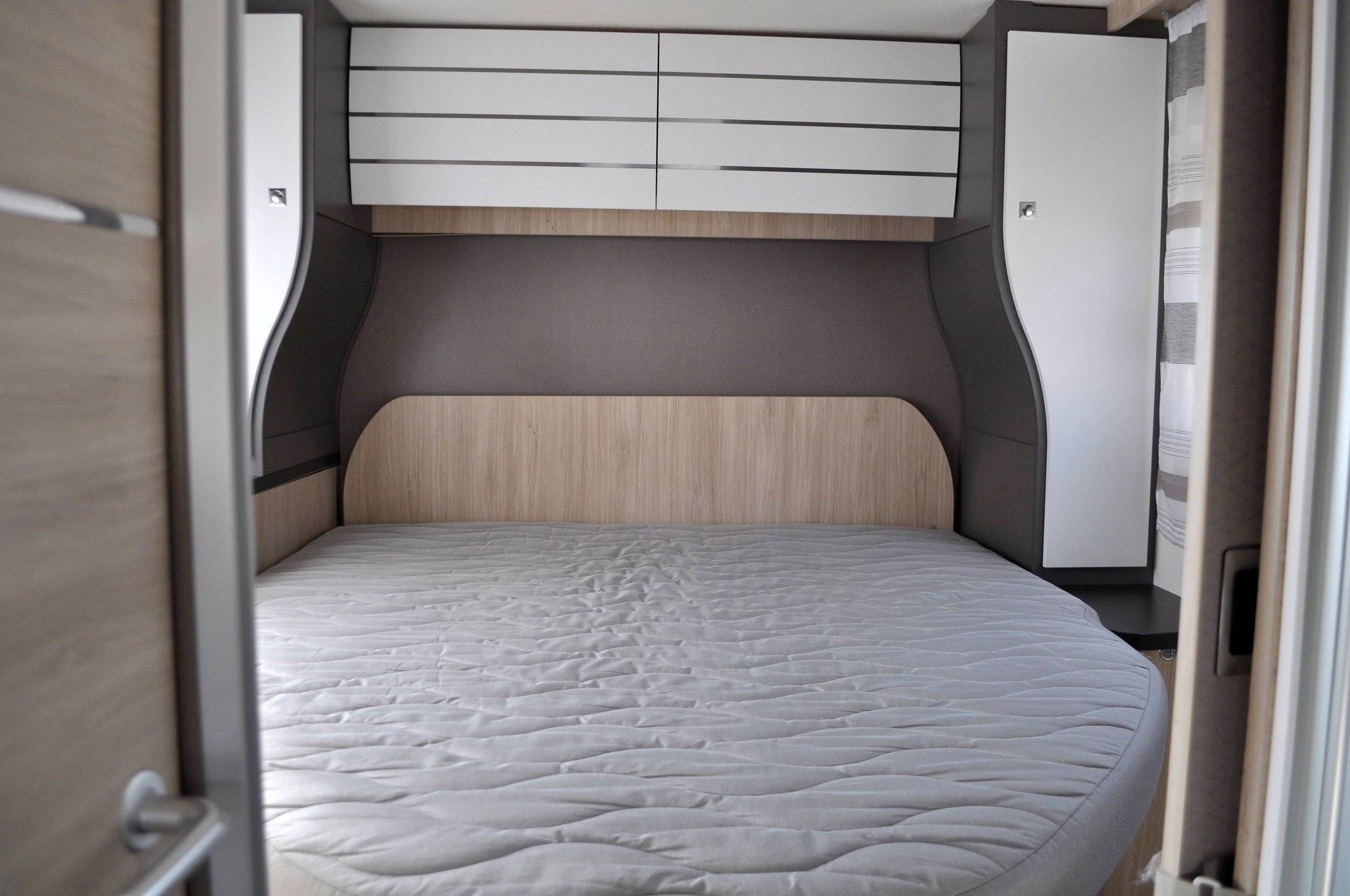 Challenger Challenger 328 VIP 