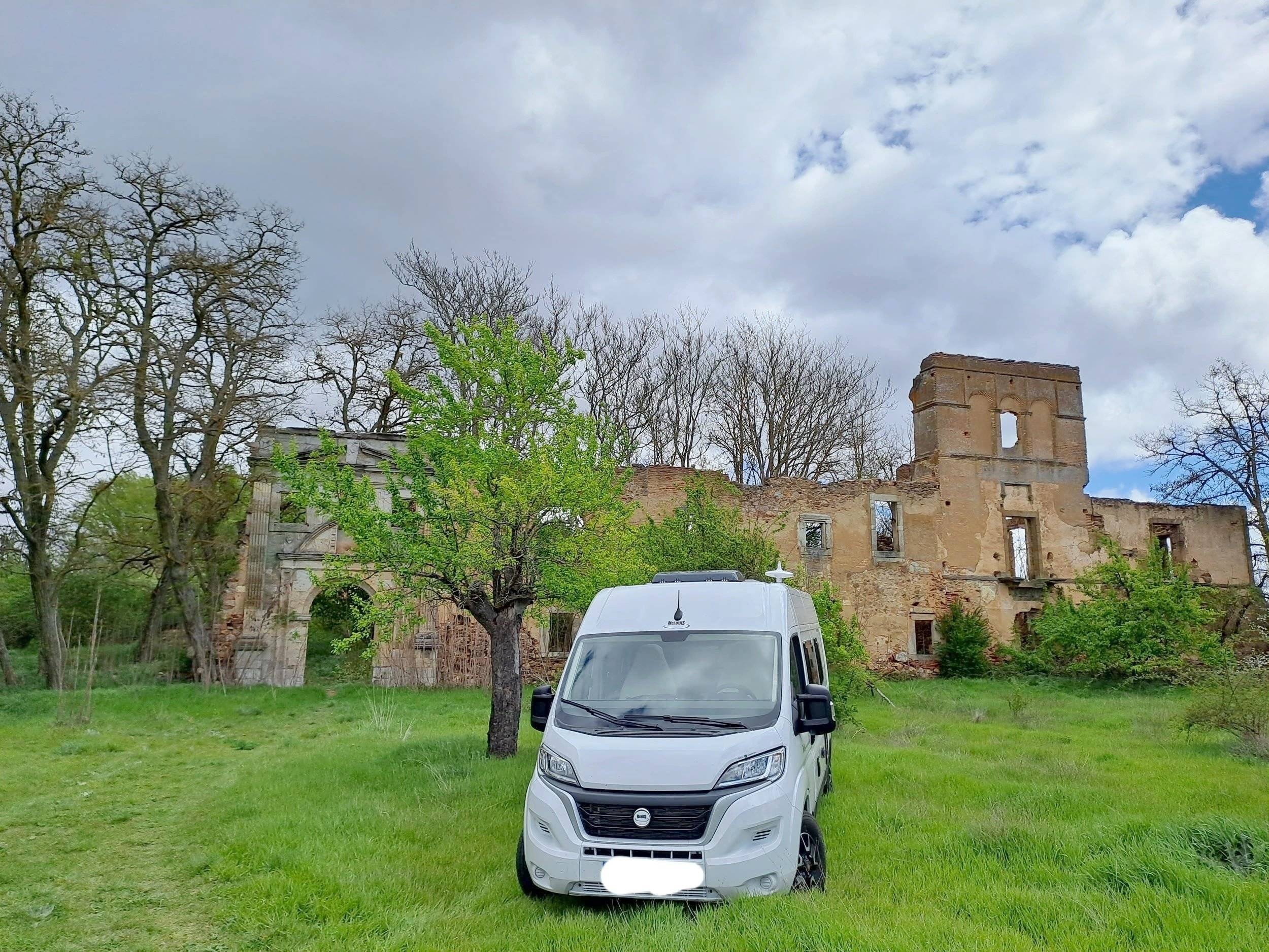 Mclouis Menfys VAN S-Line 3 Maxi