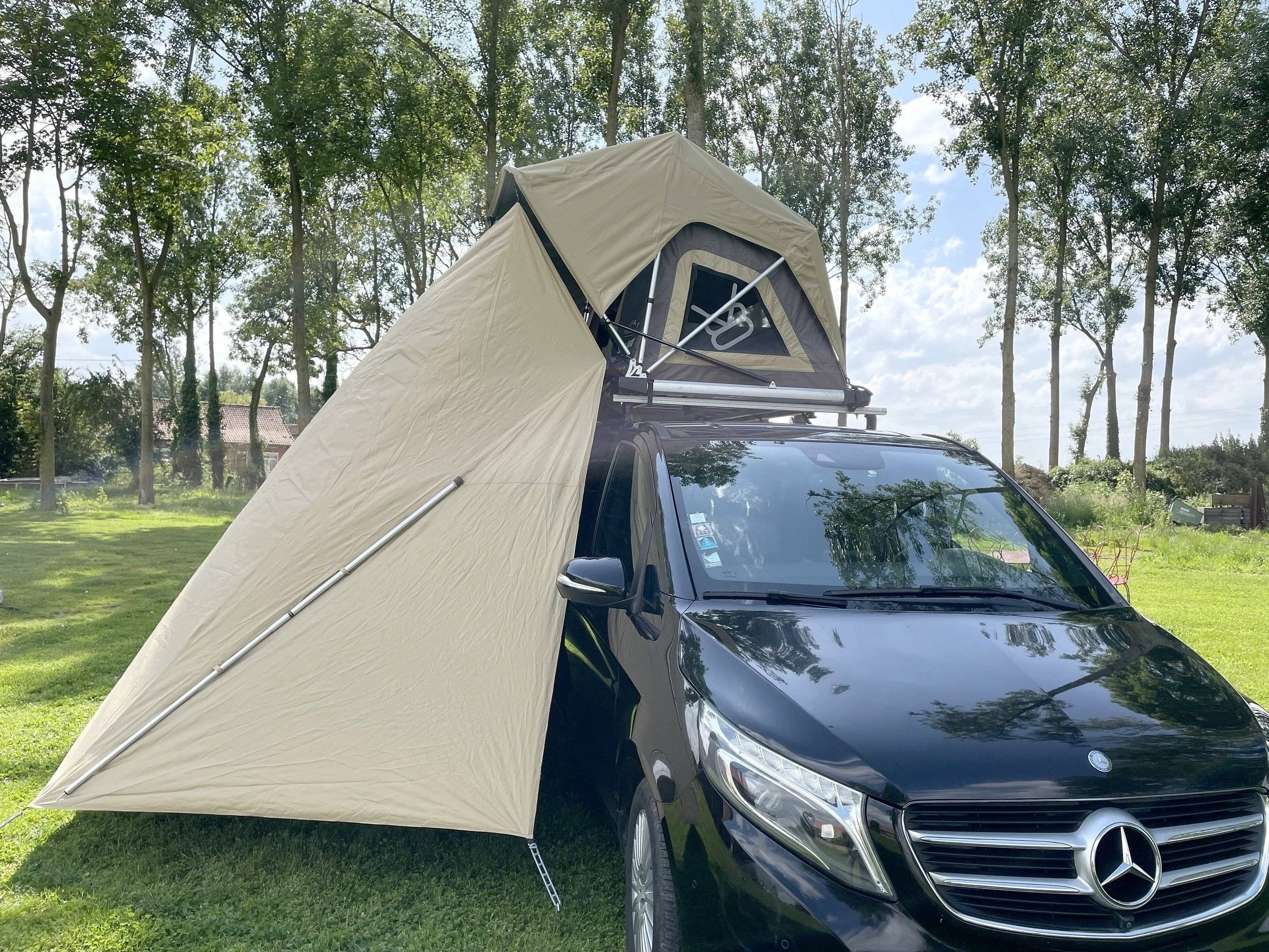 Front view from 3/4 Mercedes Classe V 2,2 l 136 ch - Yescapa