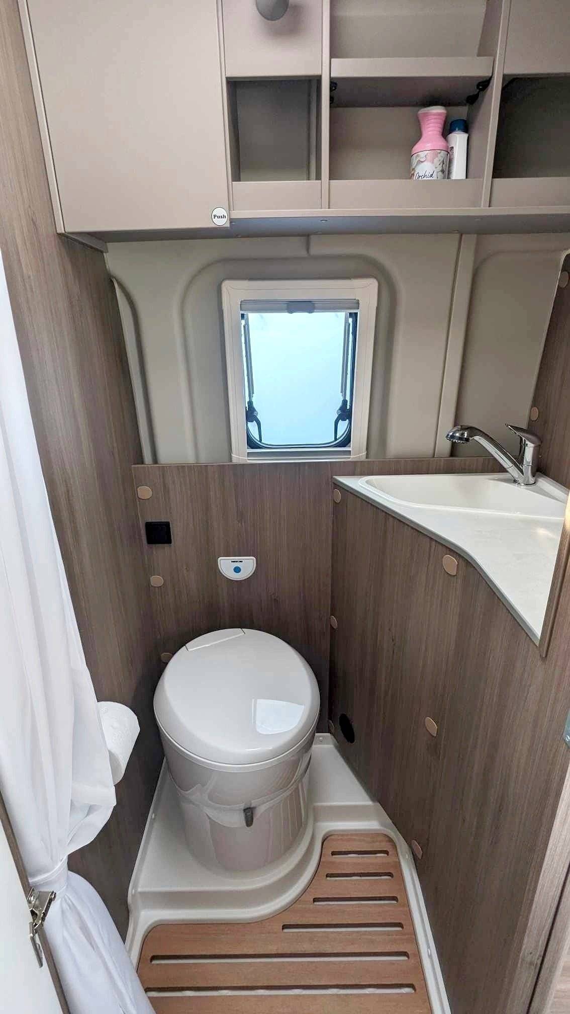 Carado Boxer 2,2l HDI 100 Ch