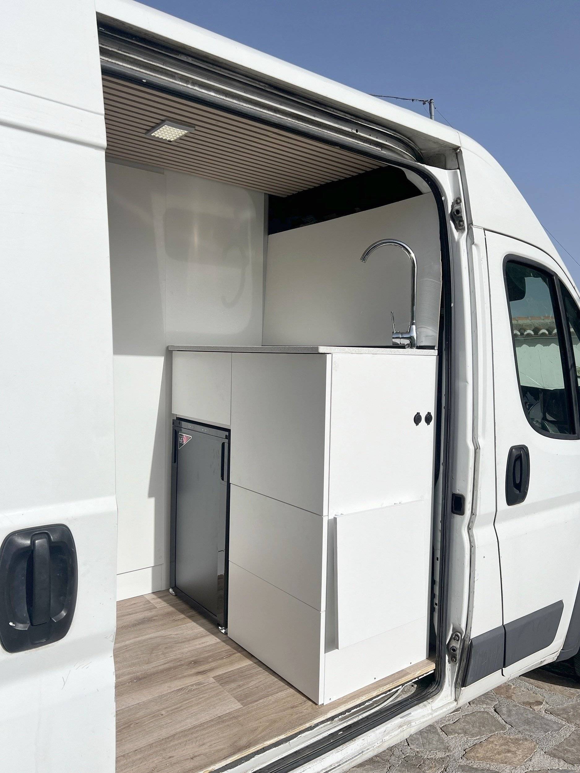 Kochnische Citroën Jumper 2,2 l 130 ch - Yescapa