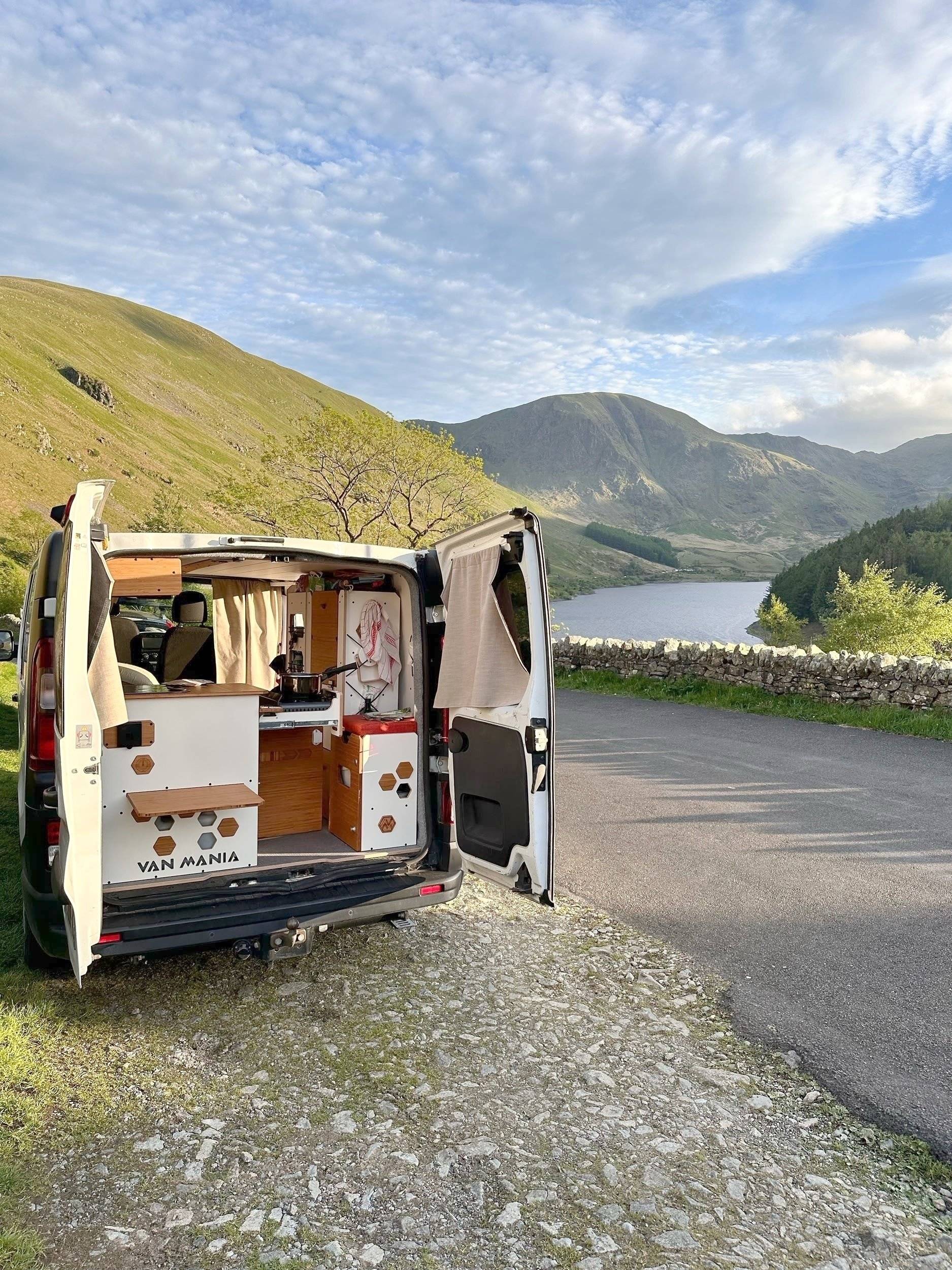 Van Mania Kit North
