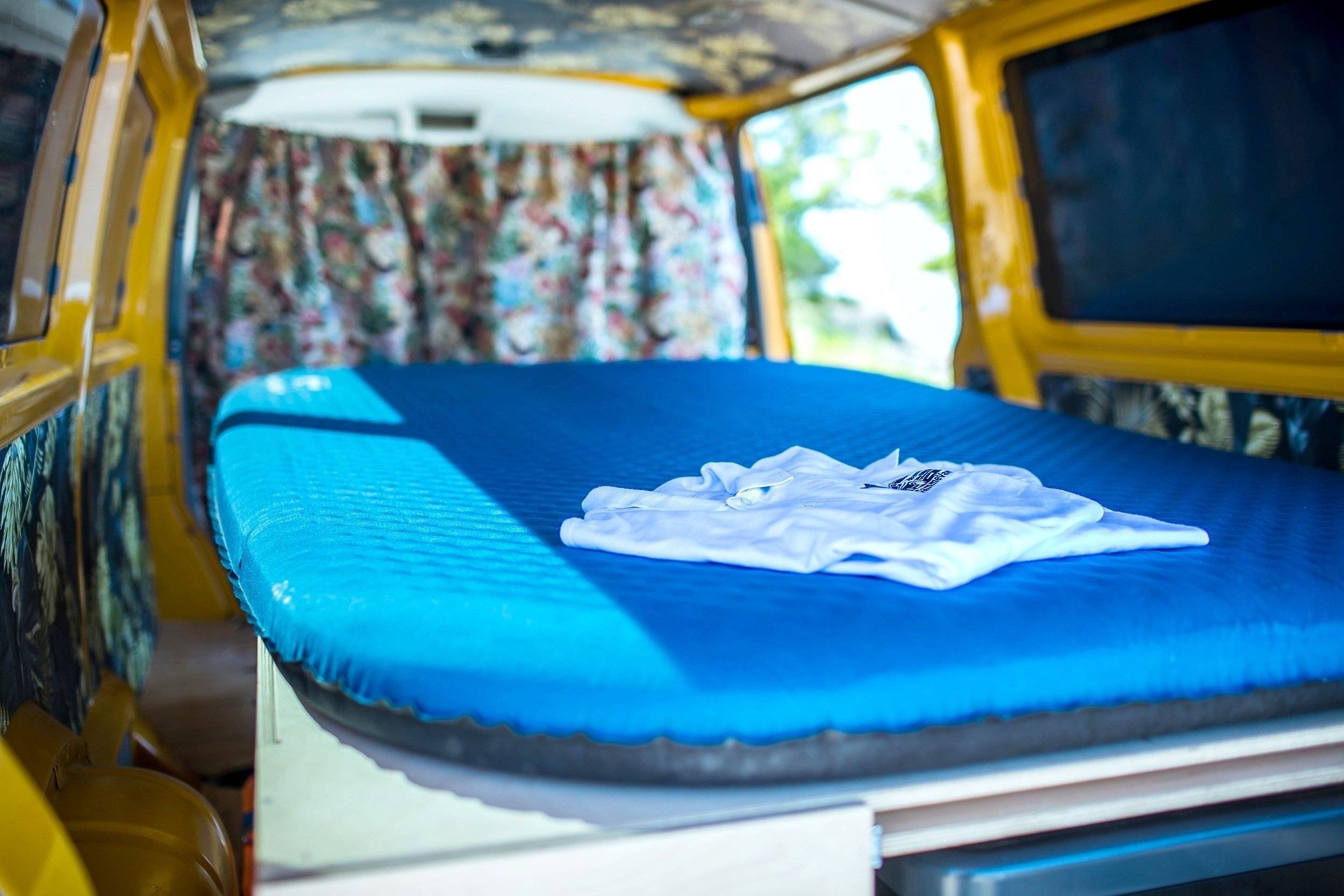 Camp'In Box T5 2 l 140 ch