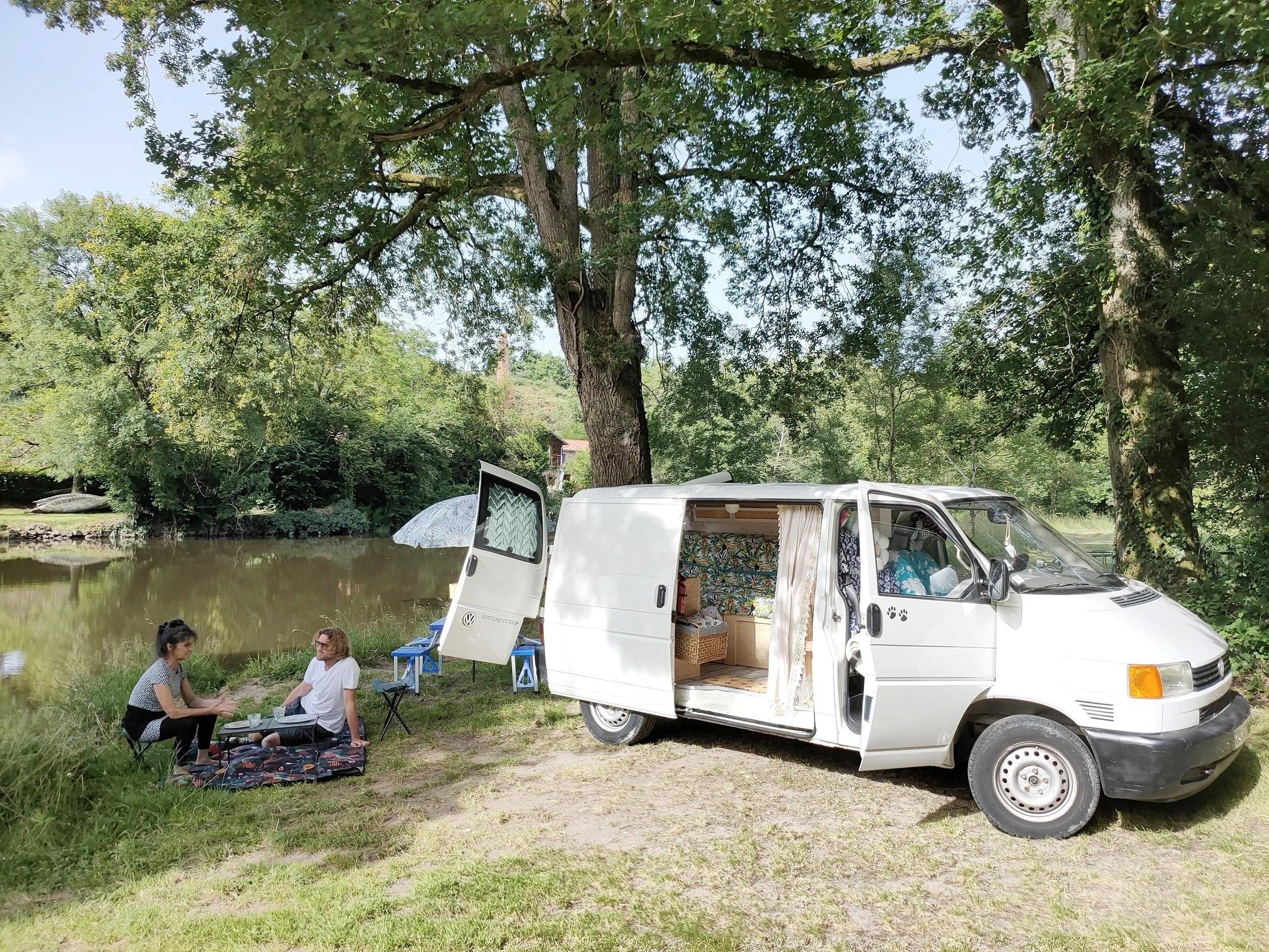 Custo Van Transporter